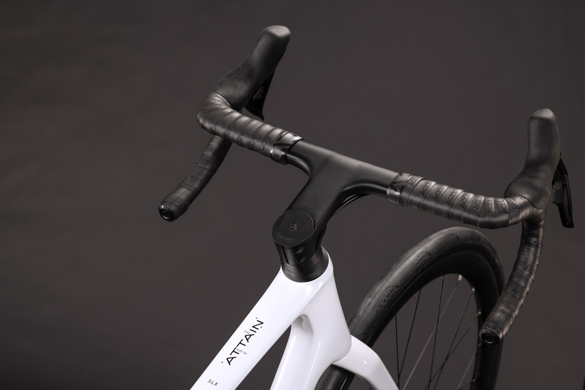 BICICLETA CUBE ATTAIN C:62 SLX METALLICWHITE BLACK 2027 58 cm [1]