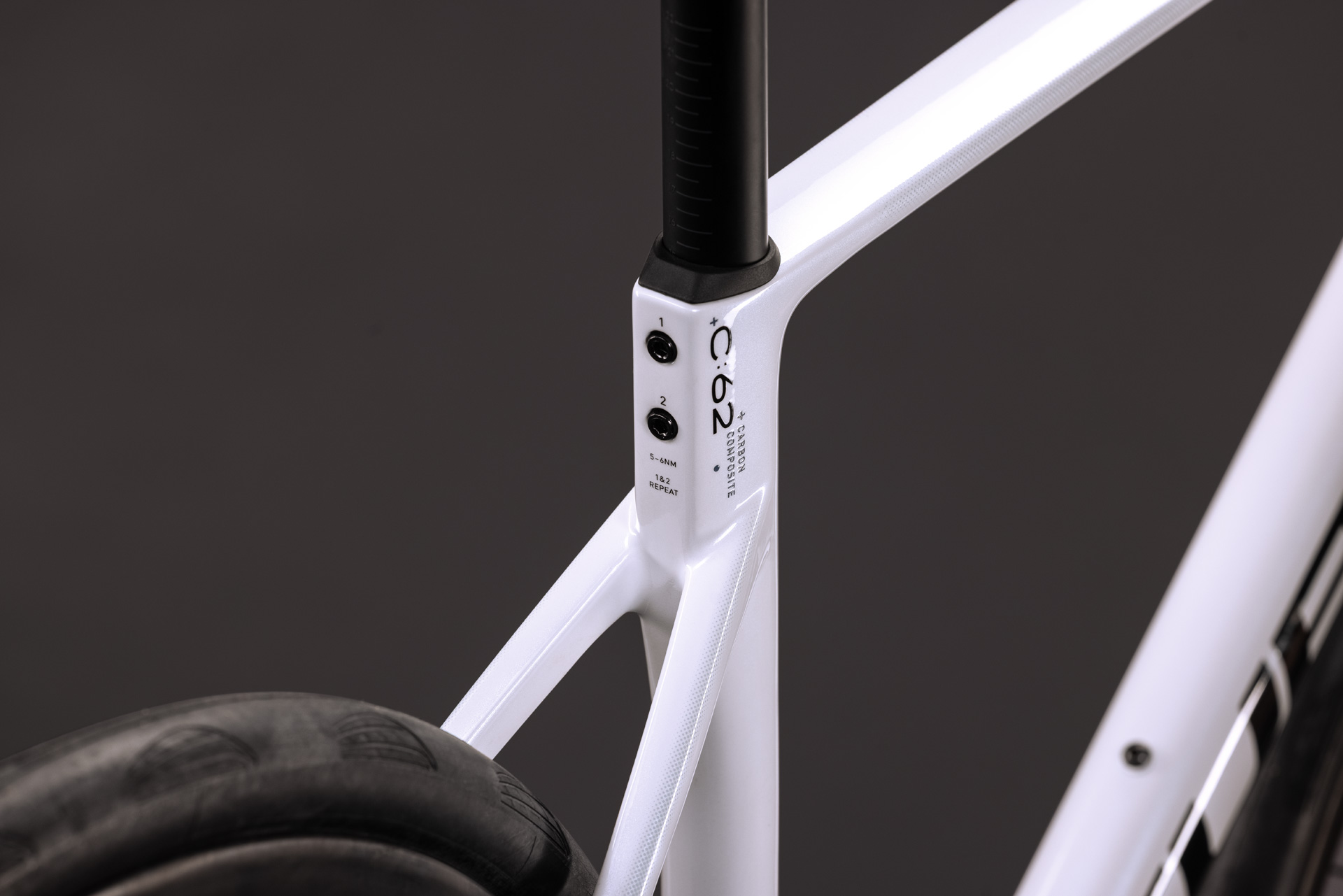 BICICLETA CUBE ATTAIN C:62 SLX METALLICWHITE BLACK 2027 53 cm [3]