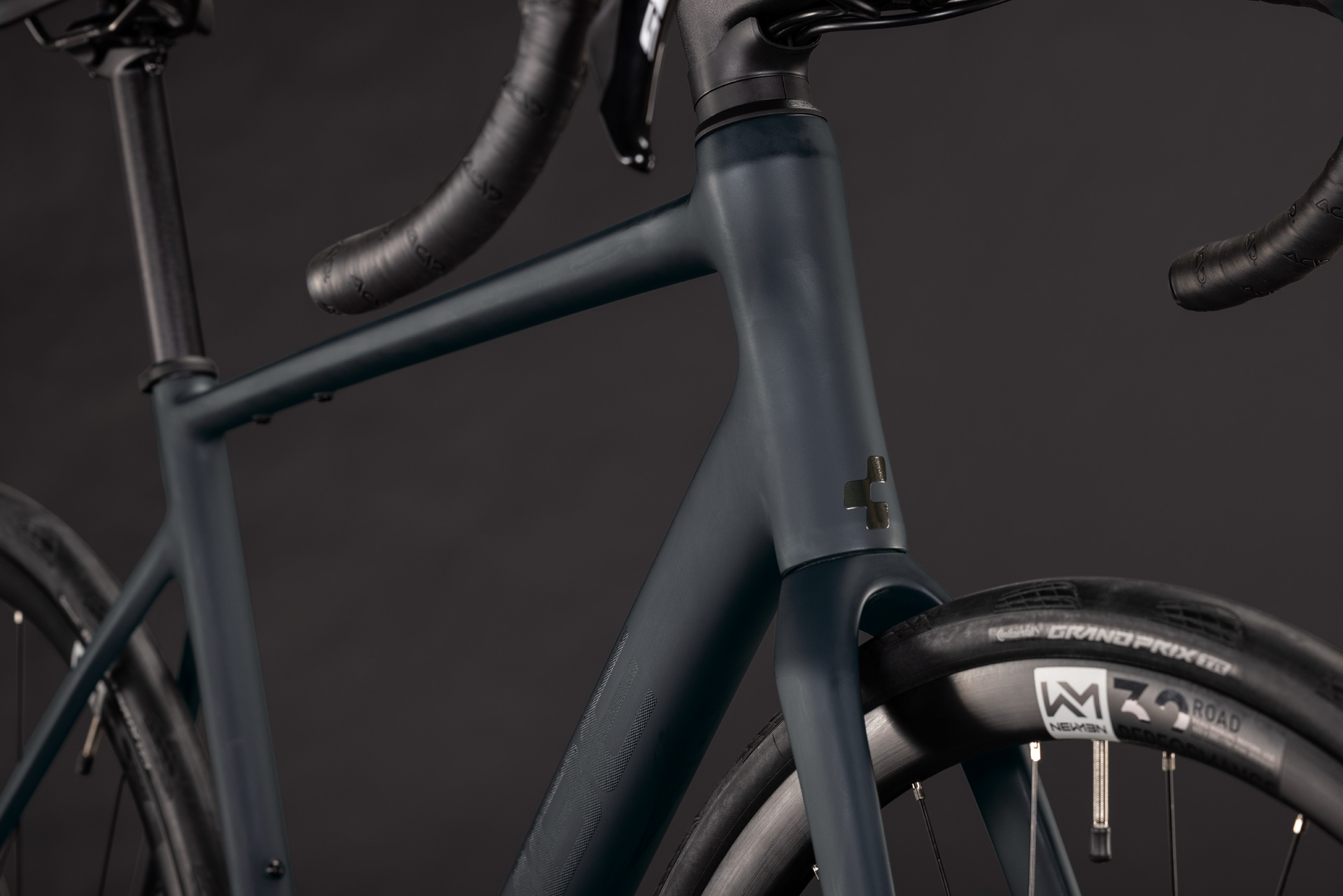 BICICLETA CUBE ATTAIN SLX BLACK CHROME 2027 50 cm [2]
