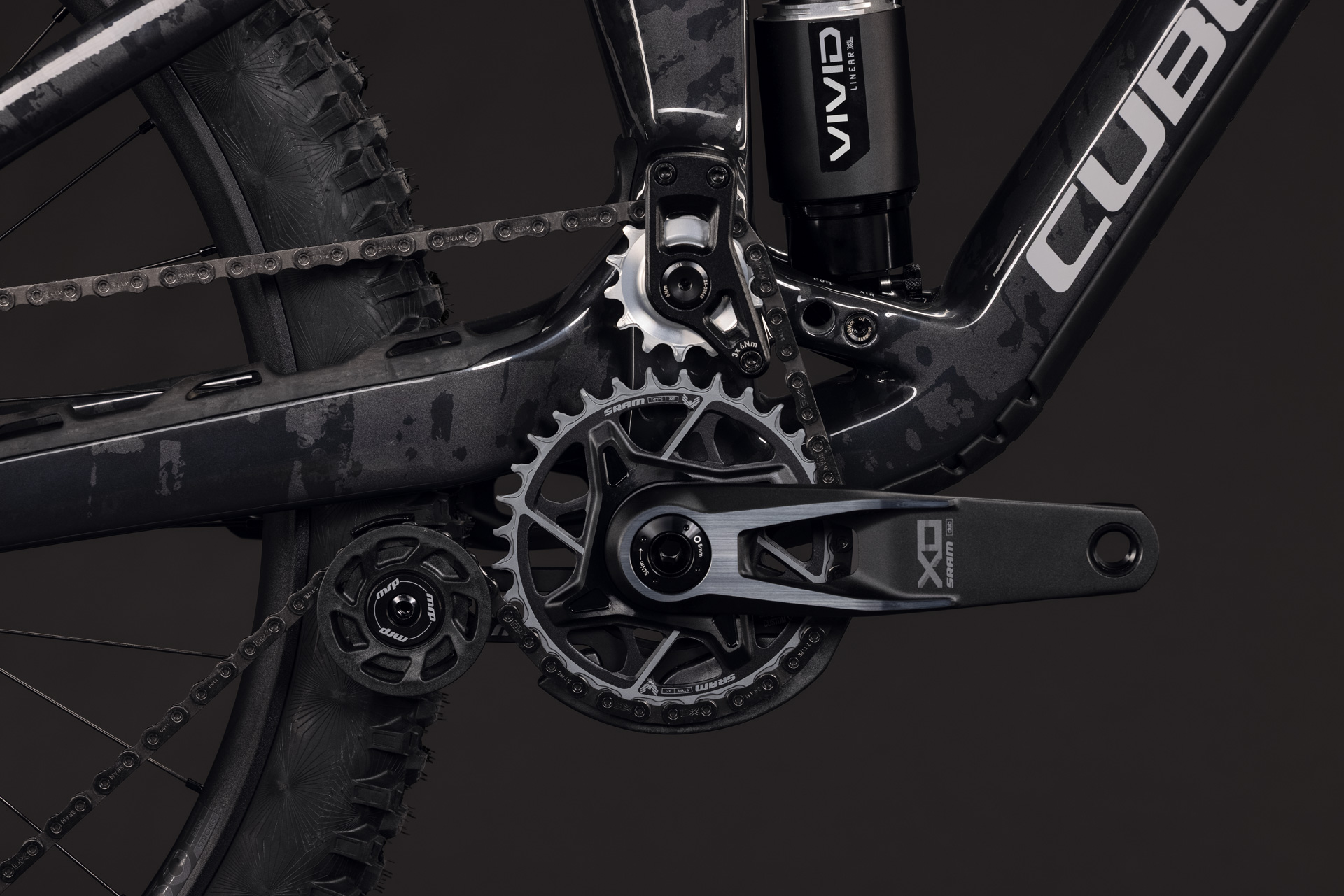 BICICLETA CUBE FRITZZ C:62 SUPER TM GRAPHITEGLITCH GREY 2027 XL [4]