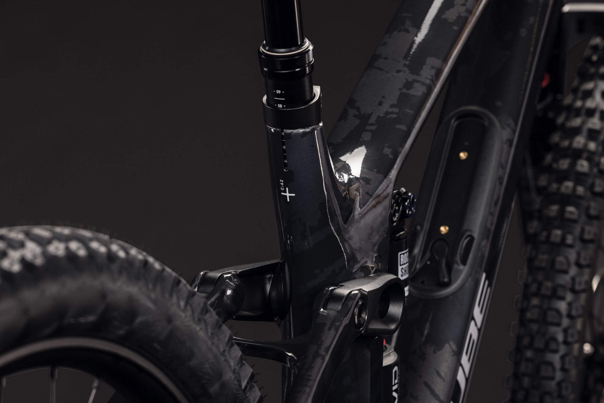 BICICLETA CUBE FRITZZ C:62 SUPER TM GRAPHITEGLITCH GREY 2027 S [3]
