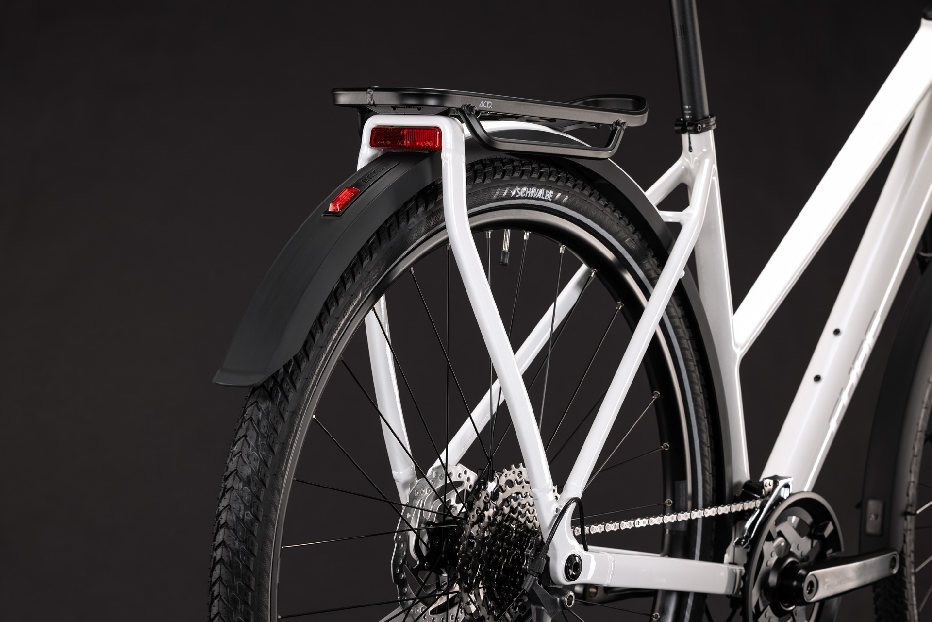 BICICLETA CUBE KATHMANDU PRO TRAPEZE METALLICWHITE CHROME 2027 50 cm [2]