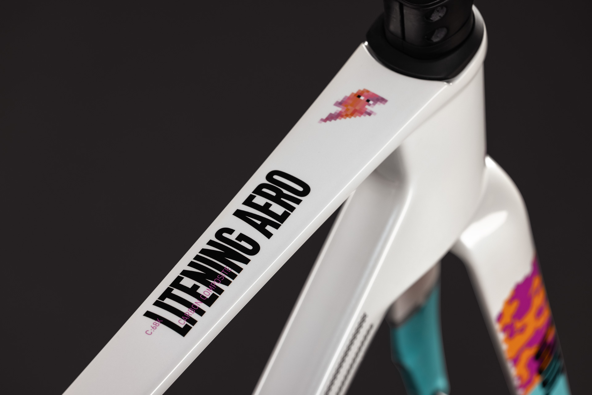 BICICLETA CUBE LITENING AERO C:68X FRAMESET GRAPHIC WHITE 2027 52 cm [2]