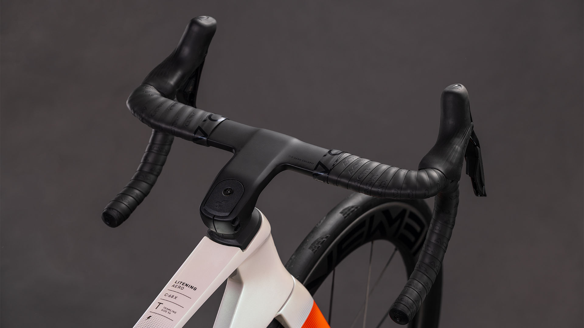 BICICLETA CUBE LITENING AERO C:68X SLT TEAMLINE 2026 60 cm [2]