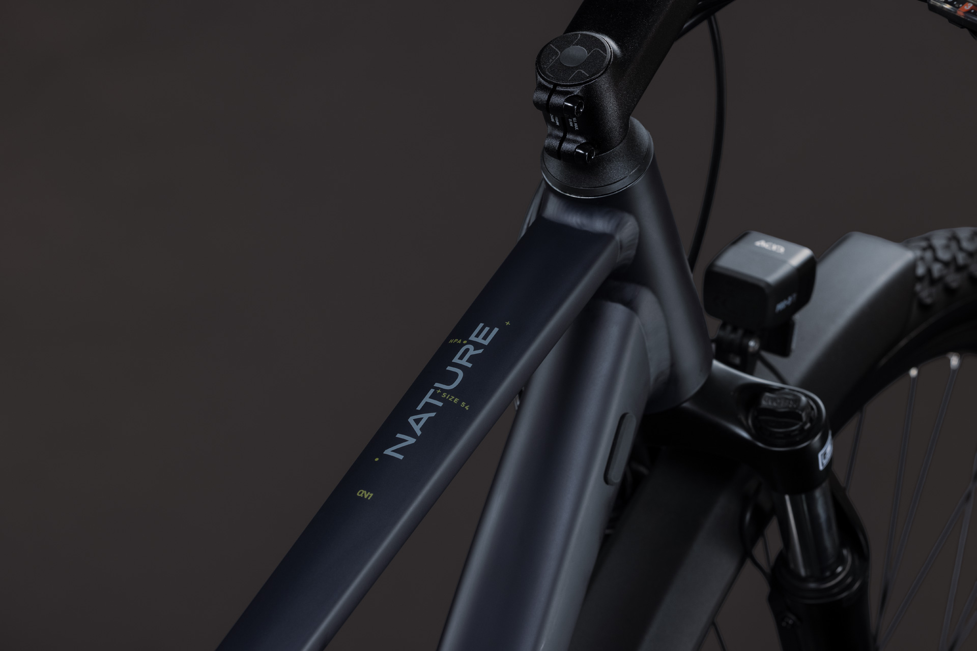 BICICLETA CUBE NATURE ONE FE INK GREY 2027 46 cm [1]