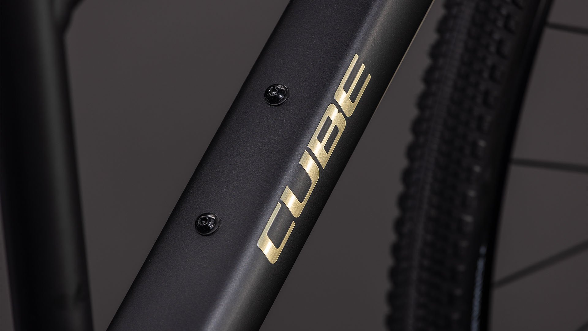 BICICLETA CUBE NULANE COMFORT EXC GREY CHROME 2026 50 cm [2]