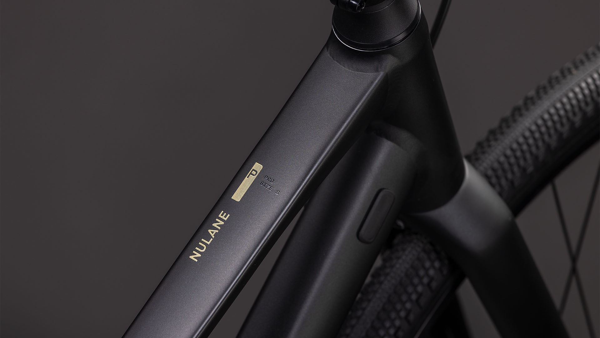 BICICLETA CUBE NULANE PRO TRAPEZE GREY CHROME 2026 53 cm [1]