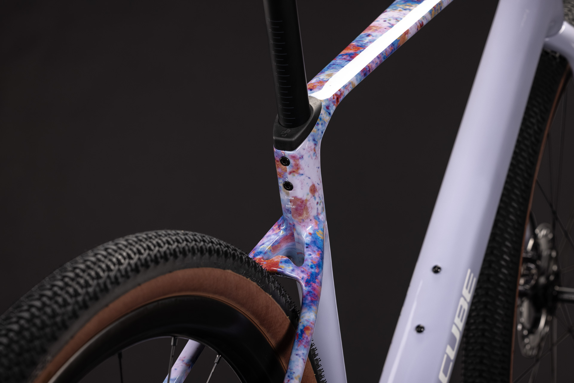 BICICLETA CUBE NUROAD C:62 EX ARTLINE 2027 S [3]