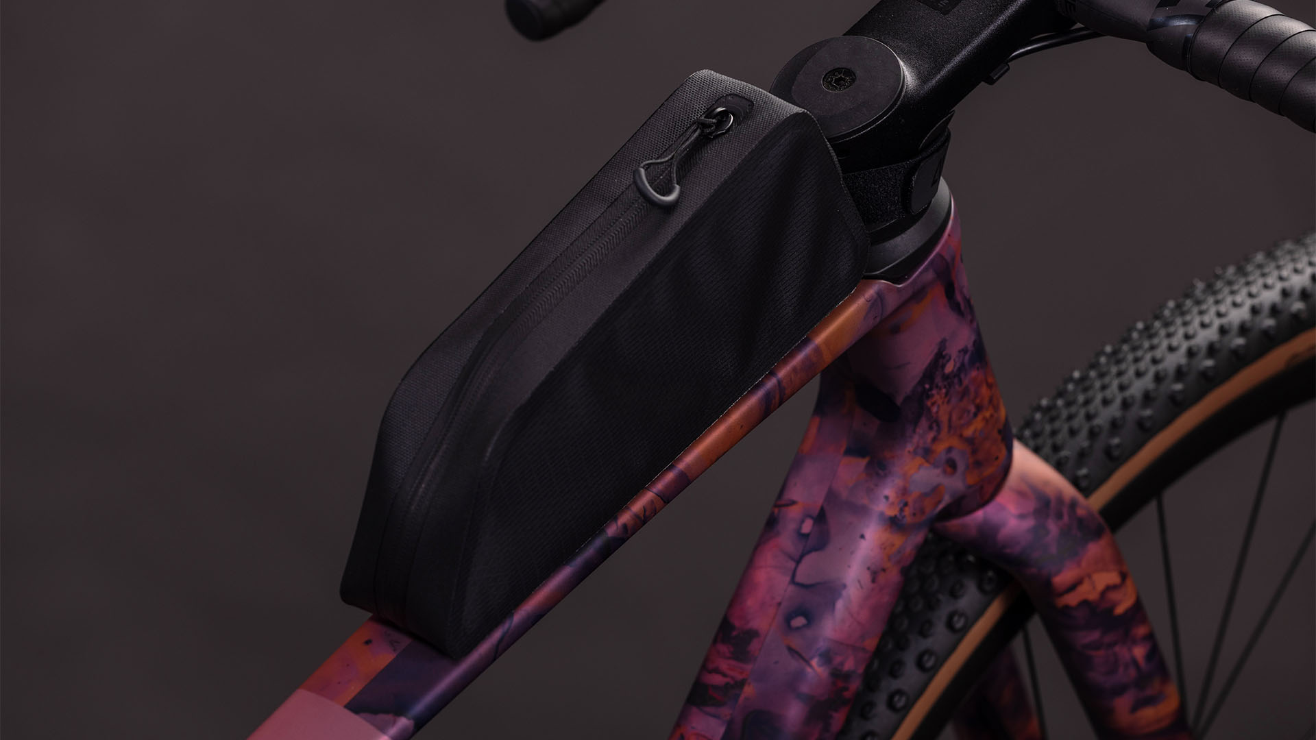 BICICLETA CUBE NUROAD C:62 EX SHIFTBLUSH ART 2026 M [1]