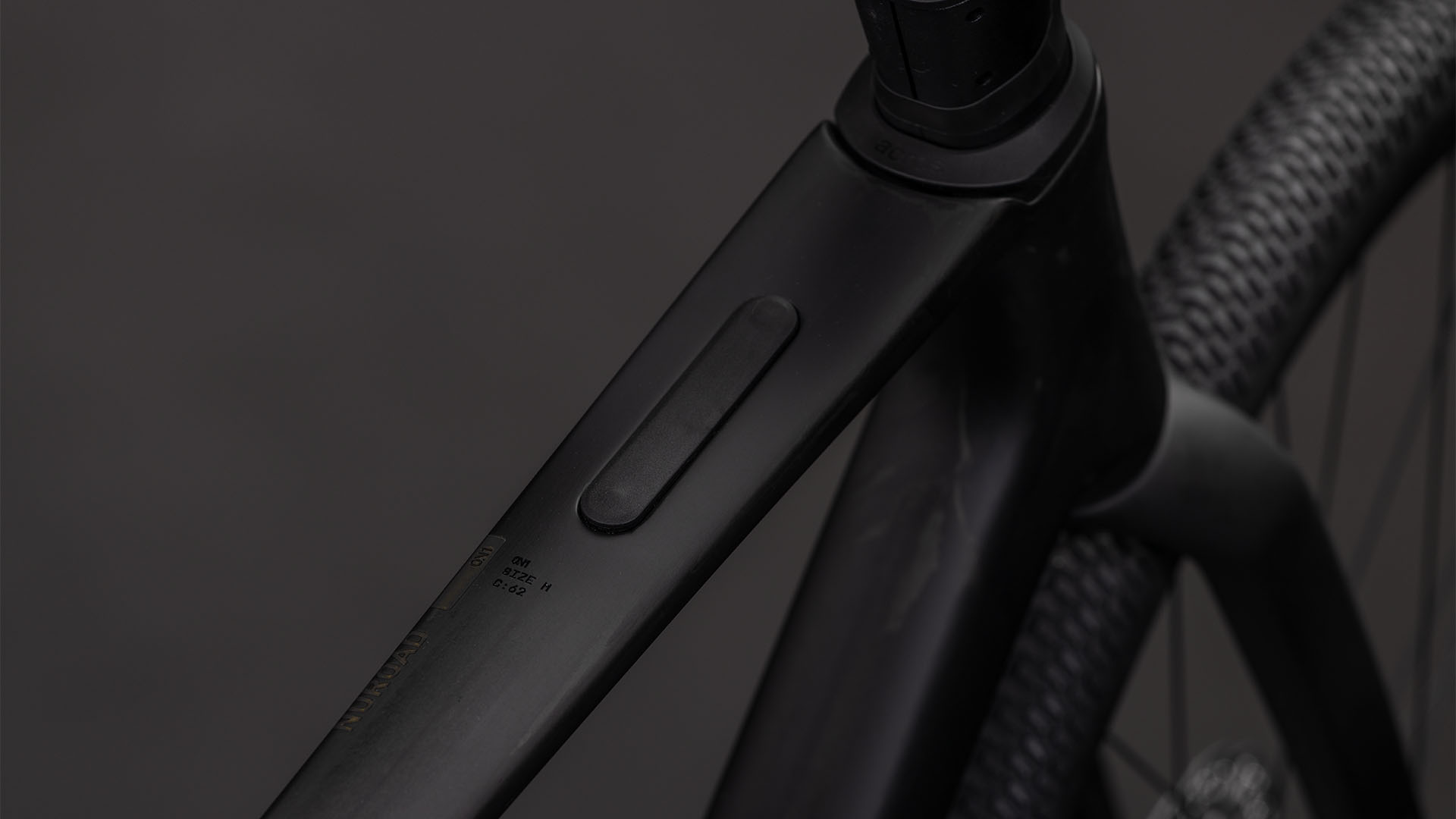 BICICLETA CUBE NUROAD C:62 ONE BLACKLINE 2026 M [1]