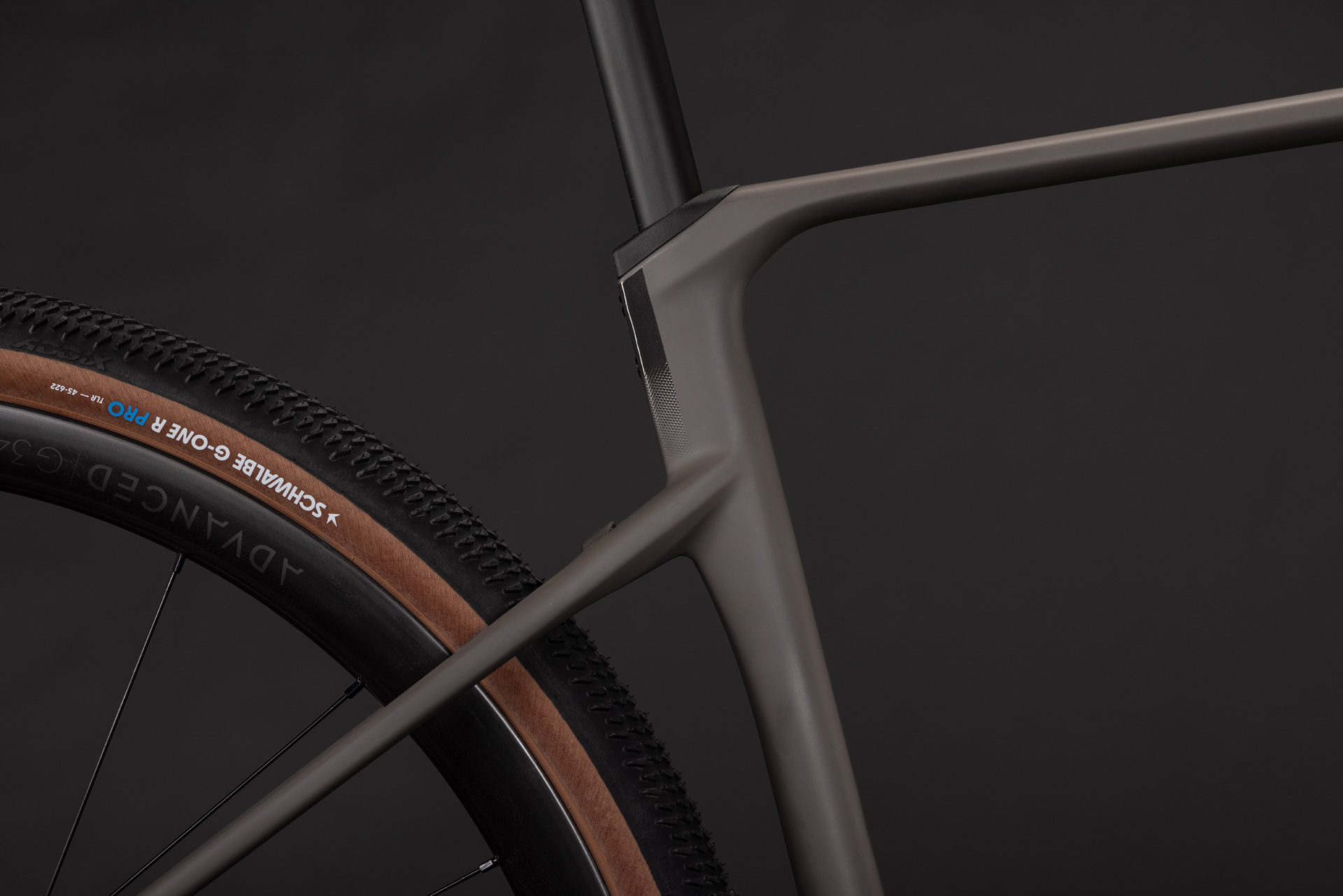 BICICLETA CUBE NUROAD C:62 PRO CEDAR STONE 2027 S [4]