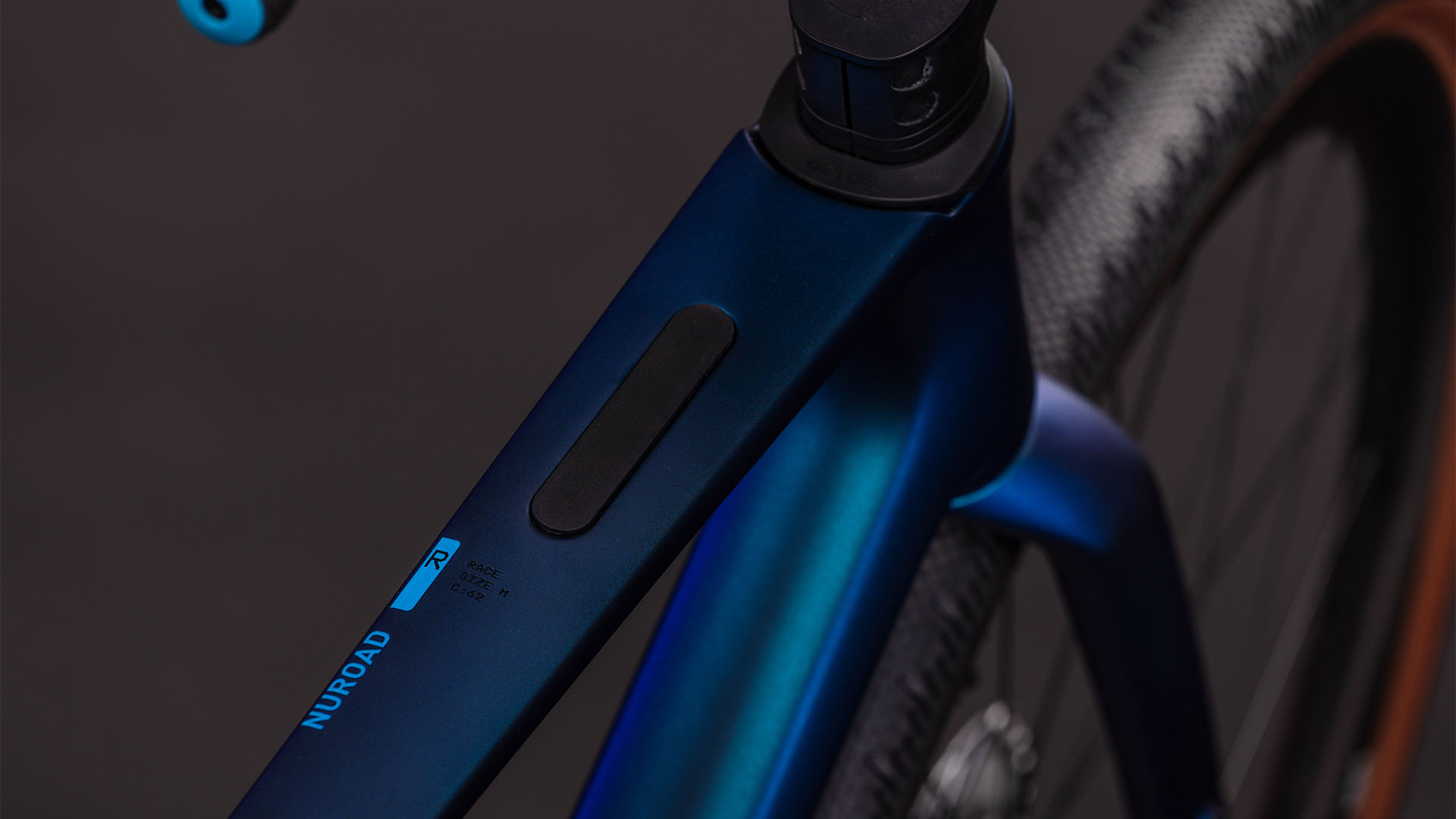 BICICLETA CUBE NUROAD C:62 RACE NEBULA BLUE 2026 S [1]