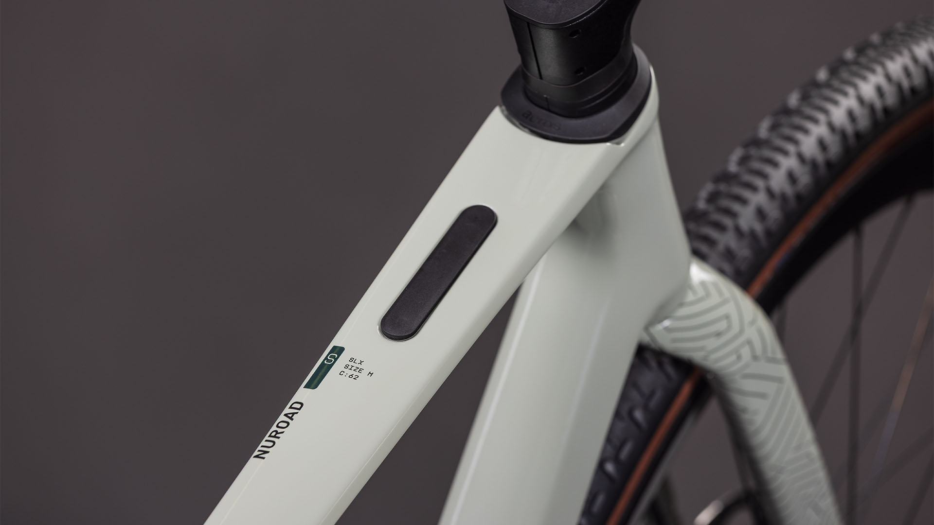 BICICLETA CUBE NUROAD C:62 SLX REEDBEIGE CHROME 2026 L [1]