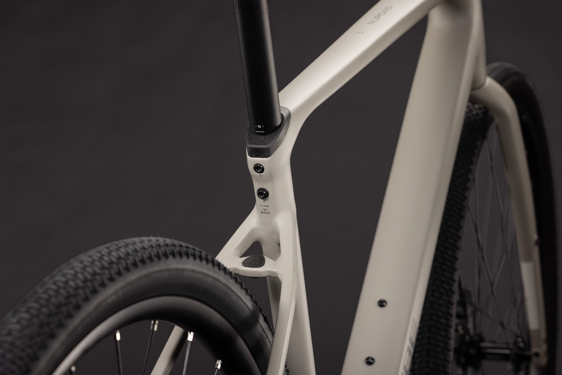 BICICLETA CUBE NUROAD EX OATGREY BLACK 2027 cadru L - roti 28 [3]