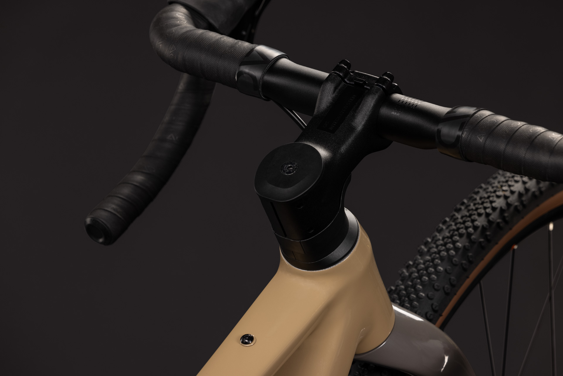 BICICLETA CUBE NUROAD ROOKIE ONE CAPPUCCINO BROWN 2027 XXS [1]