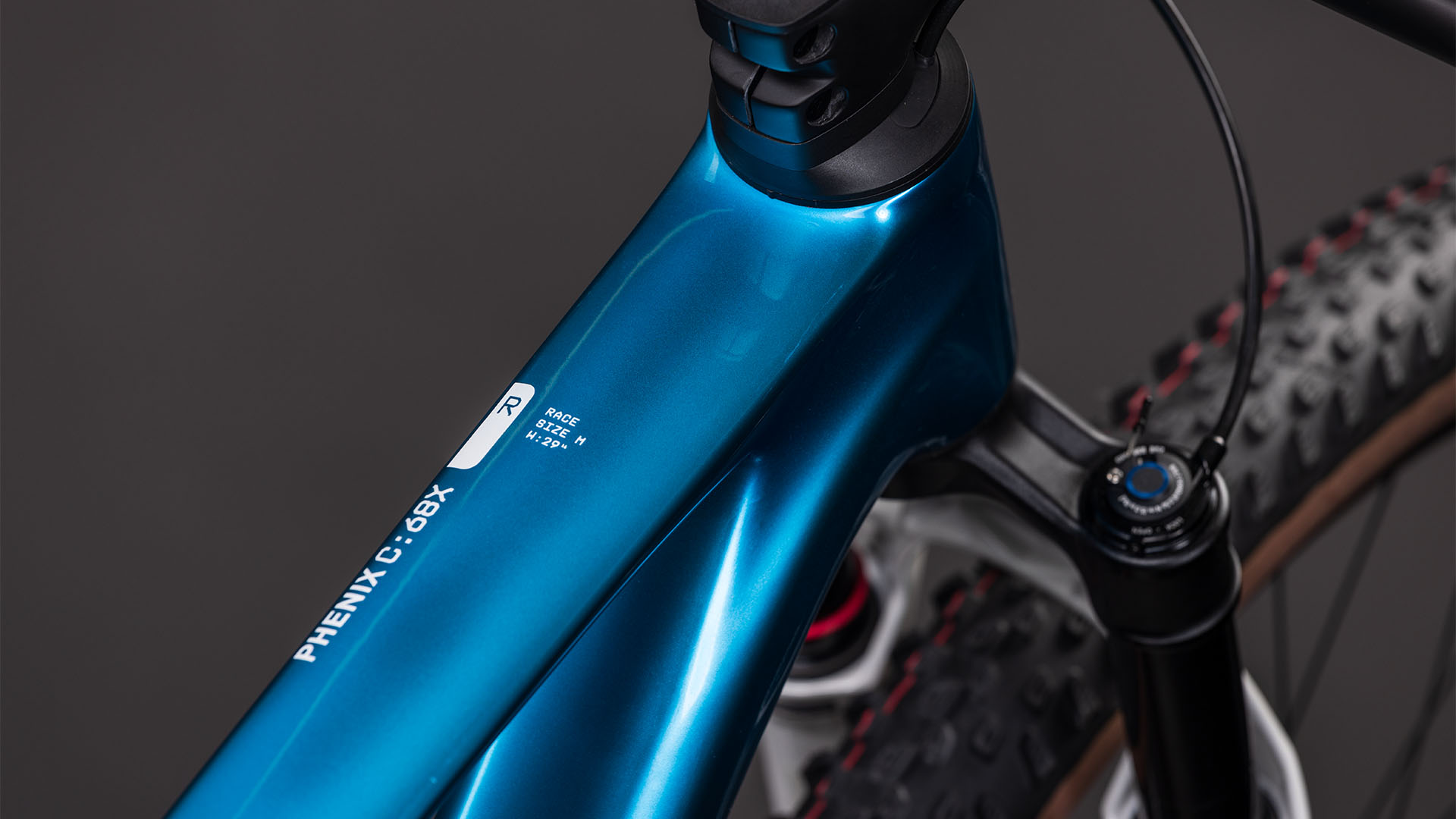 BICICLETA CUBE PHENIX C:68X RACE CHROMEBLUE LIQUIDBLUE 2026 XL [1]