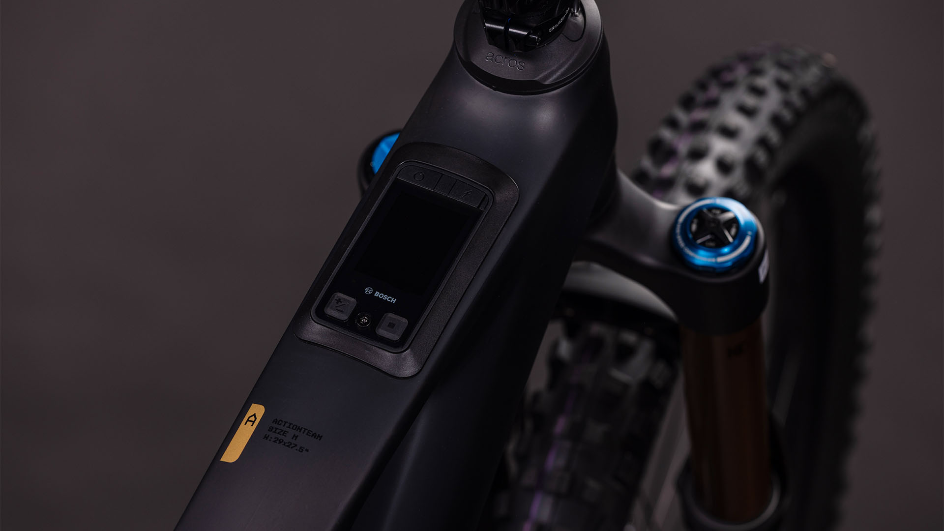 BICICLETA ELECTRICA CUBE AMS HYBRID 177 C:62 AT 600X CARBON GOLD 2026 S [1]