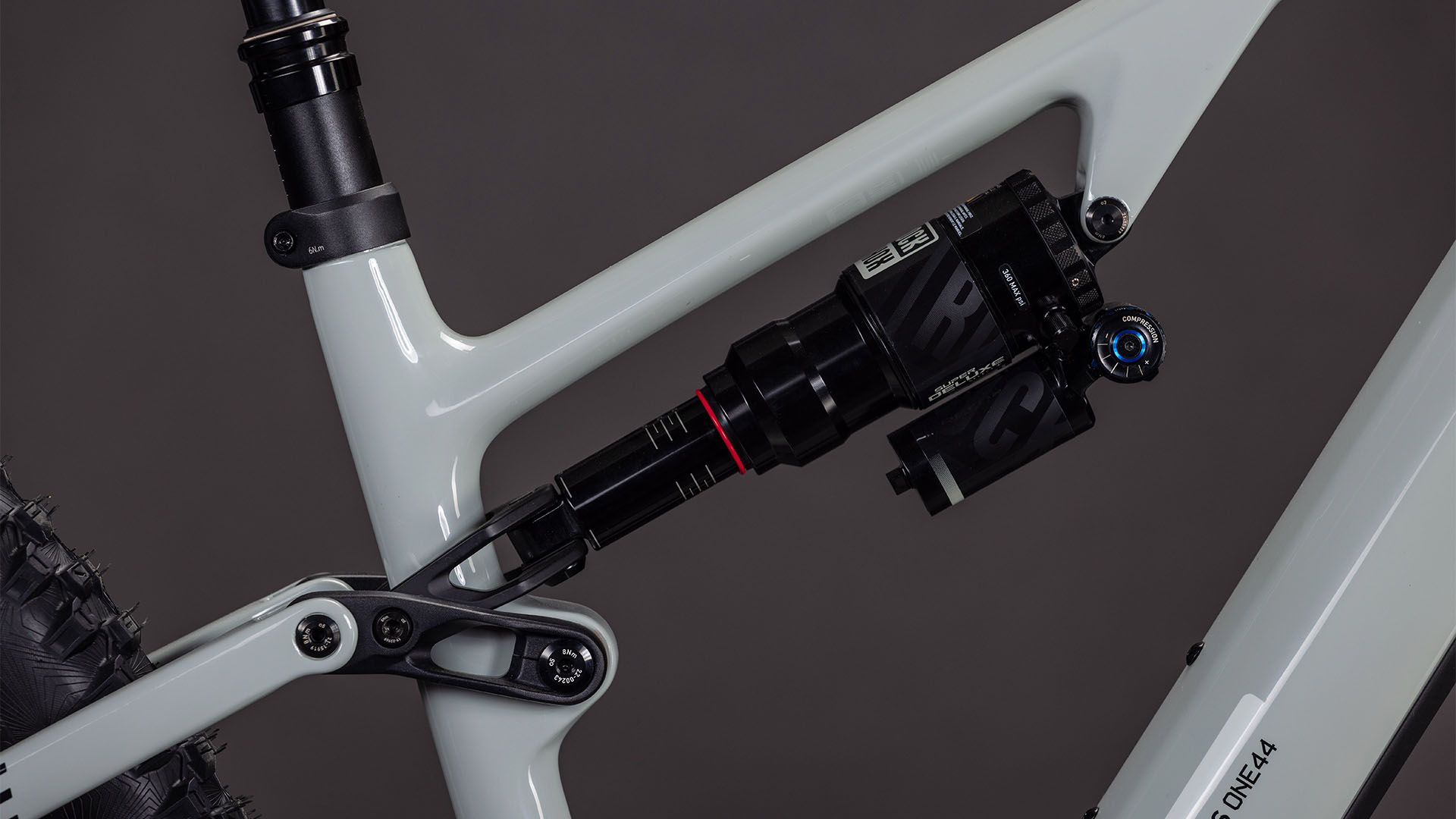 BICICLETA ELECTRICA CUBE AMS HYBRID ONE44 C:62 RACE 400X REEDBEIGE BLACK 2026 L [2]