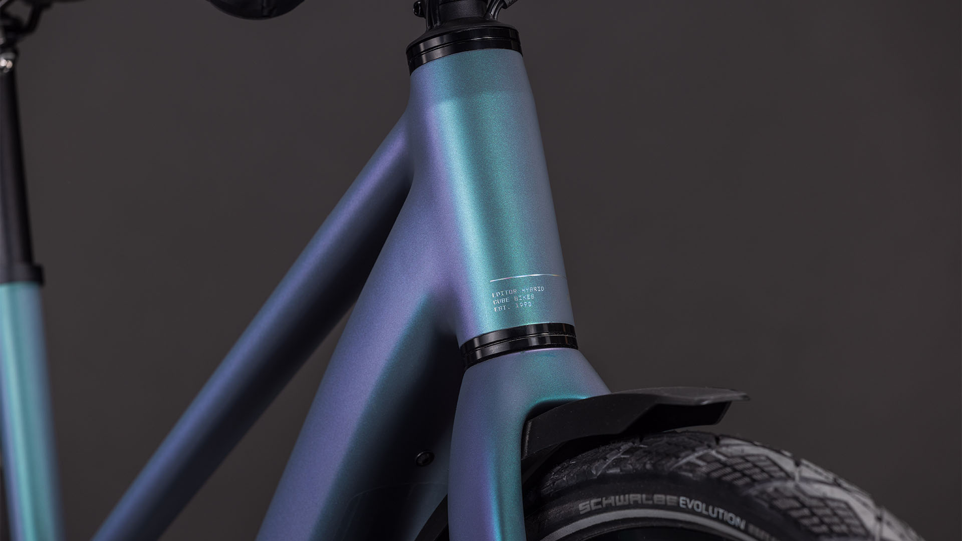 BICICLETA ELECTRICA CUBE EDITOR HYBRID SLT 400X FE TRAPEZE SMARAGDGREY PRISM 2026 50 cm [4]