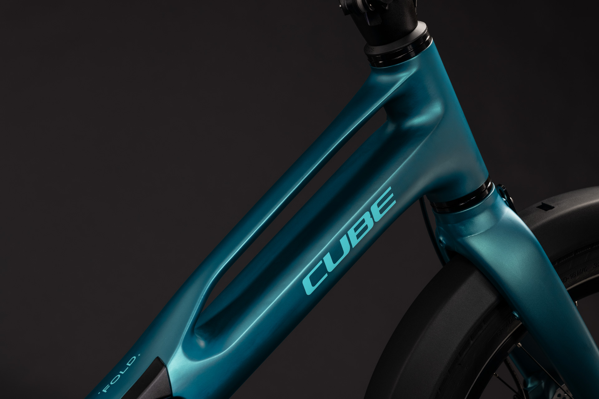 BICICLETA ELECTRICA CUBE FOLD HYBRID DELUXE 540 METALLICPETROL SEA 2027 One Size [1]