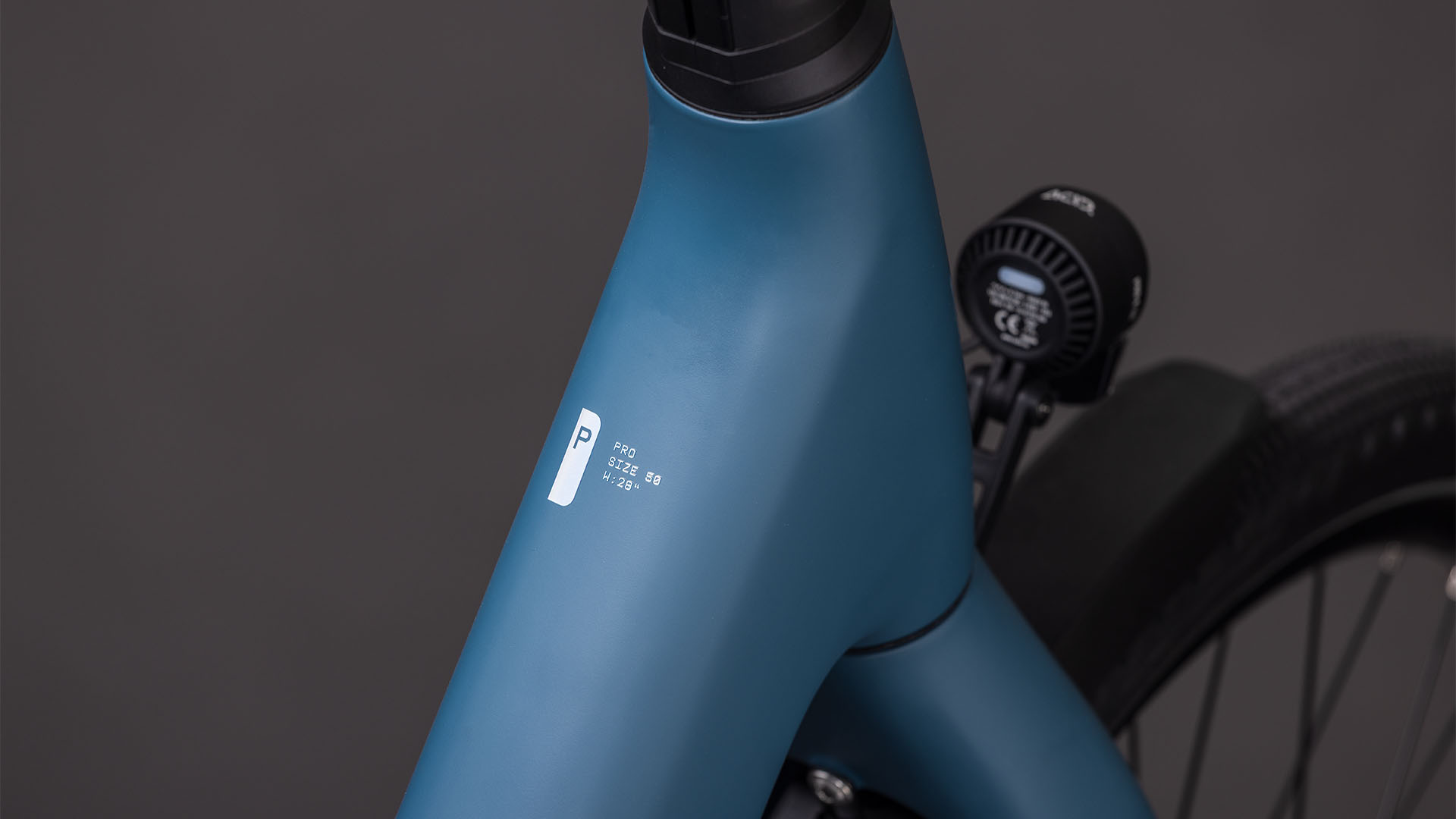 BICICLETA ELECTRICA CUBE KATHMANDU HYBRID C:62 PRO 400X EASY ENTRY SPECTRALBLUE PRISM 2026 50cm [1]