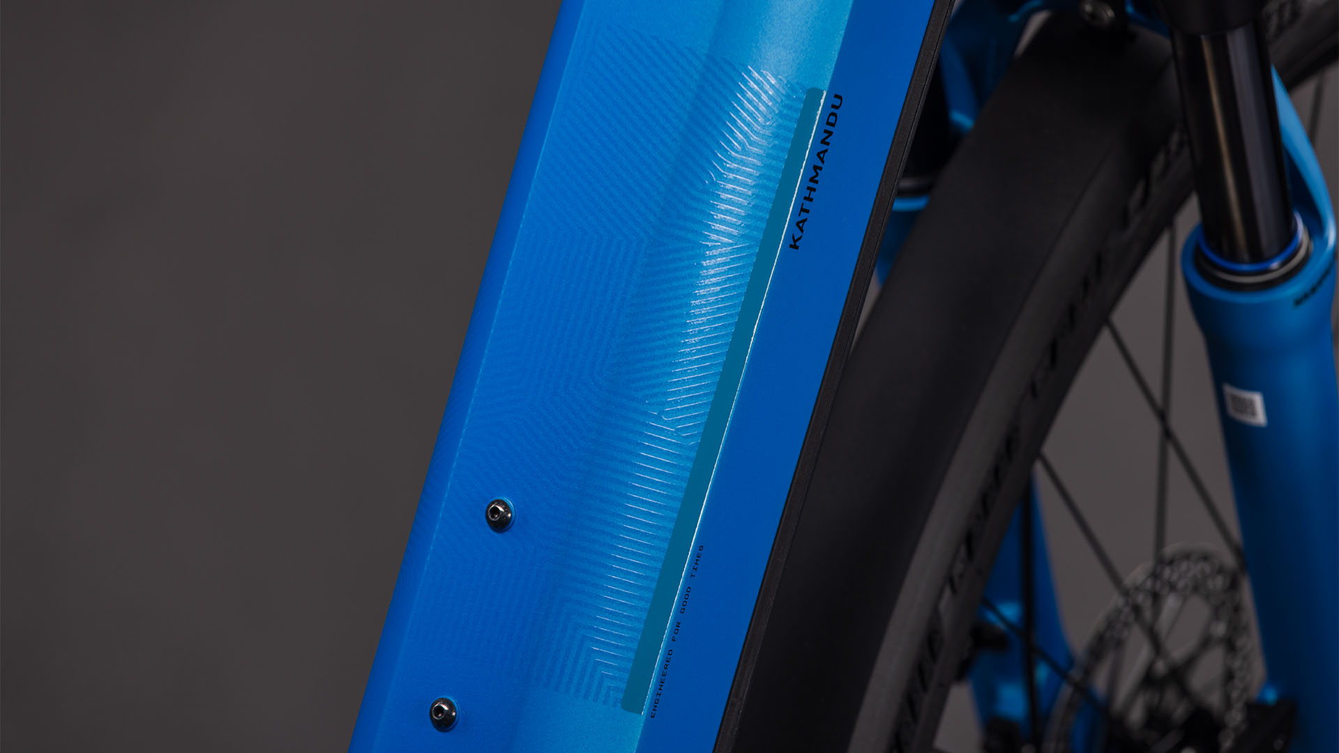 BICICLETA ELECTRICA CUBE KATHMANDU HYBRID COMFORT PRO 800 EASY ENTRY AZURE BLACK 2026 50 cm [2]