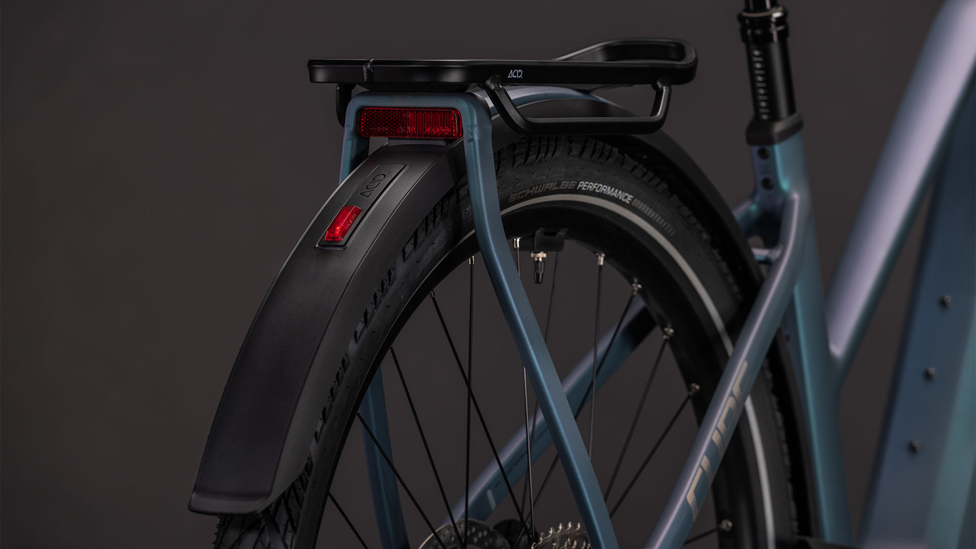 BICICLETA ELECTRICA CUBE KATHMANDU HYBRID EXC 800 TRAPEZE SMARAGDGREY PRISM 2026 50 cm [4]