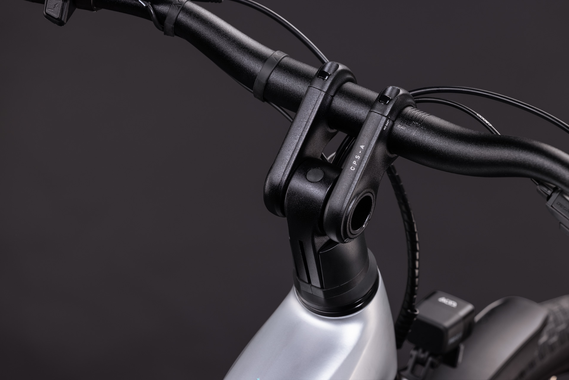 BICICLETA ELECTRICA CUBE KATHMANDU HYBRID ONE 800 TRAPEZE SILVERSTAR REFLEX 2027 54 cm [1]