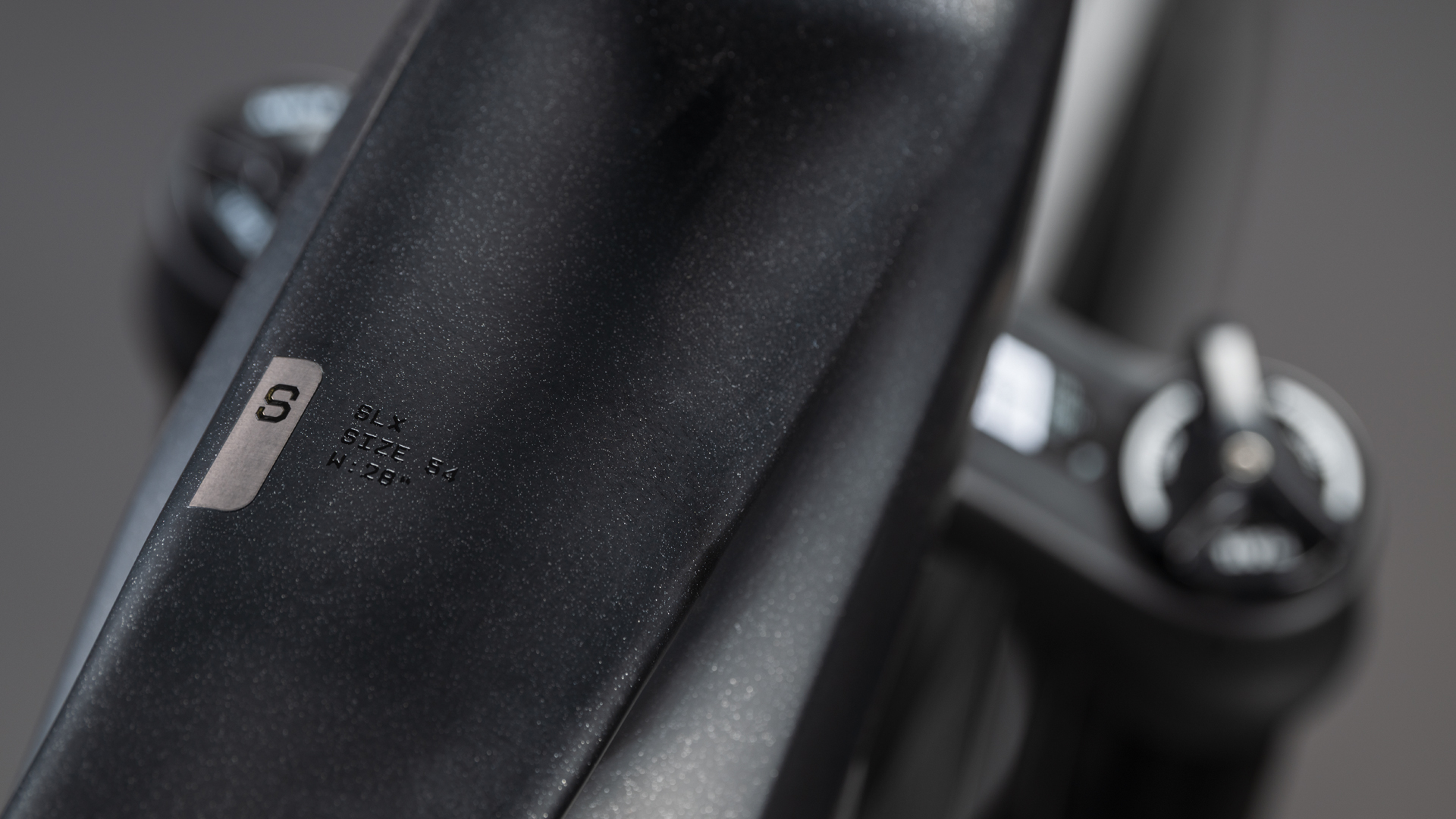 BICICLETA ELECTRICA CUBE KATHMANDU HYBRID SLX 800 SILVERDUST CHROME 2026 58 cm [1]