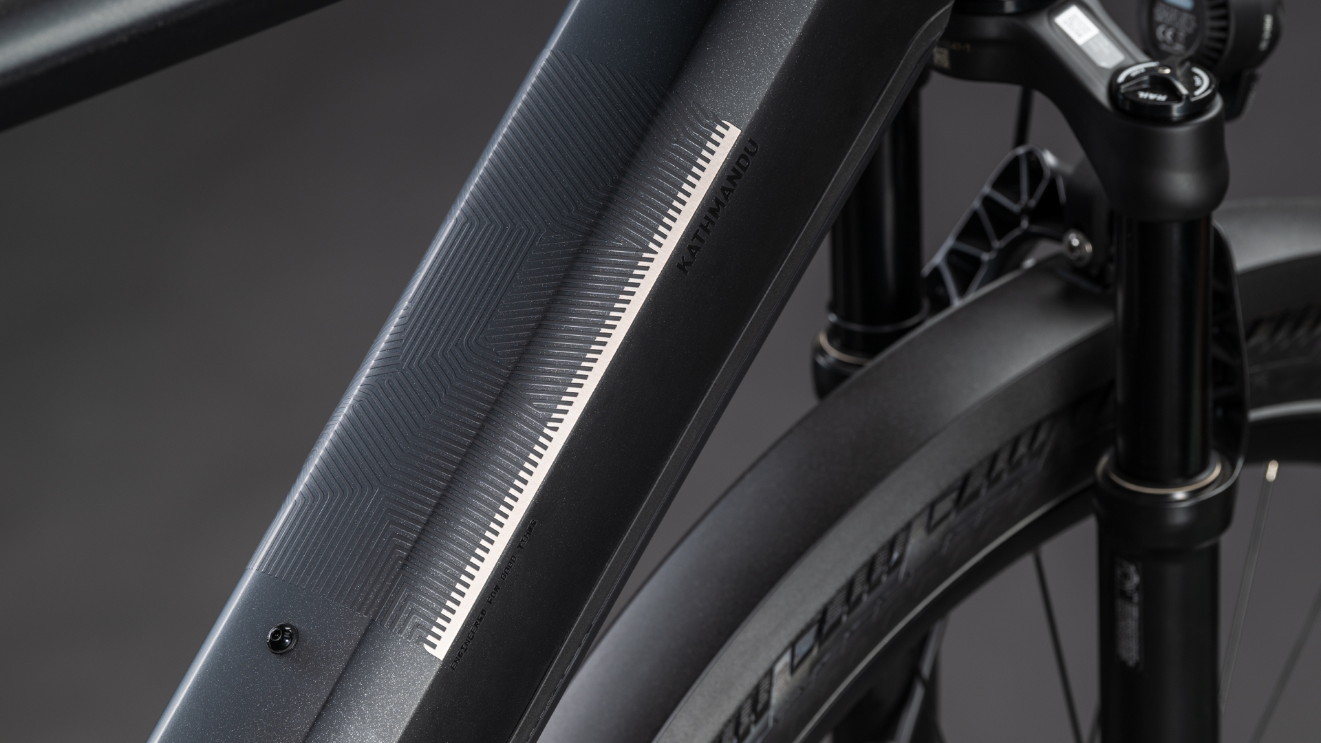 BICICLETA ELECTRICA CUBE KATHMANDU HYBRID SLX 800 SILVERDUST CHROME 2026 58 cm [2]