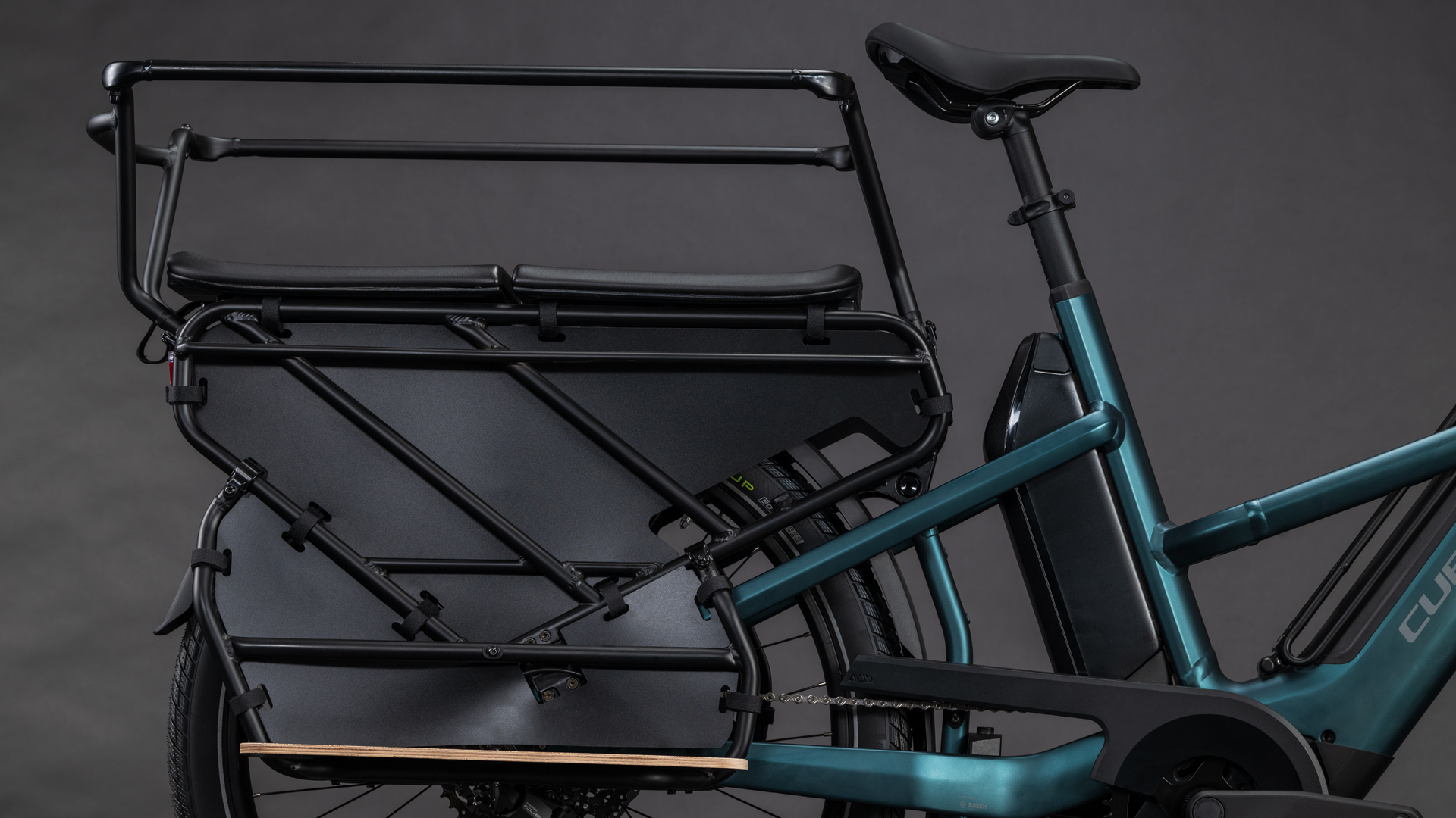 BICICLETA ELECTRICA CUBE LONGTAIL HYBRID FAMILY 800 ROYALGREEN BLACK 2026 One Size [4]