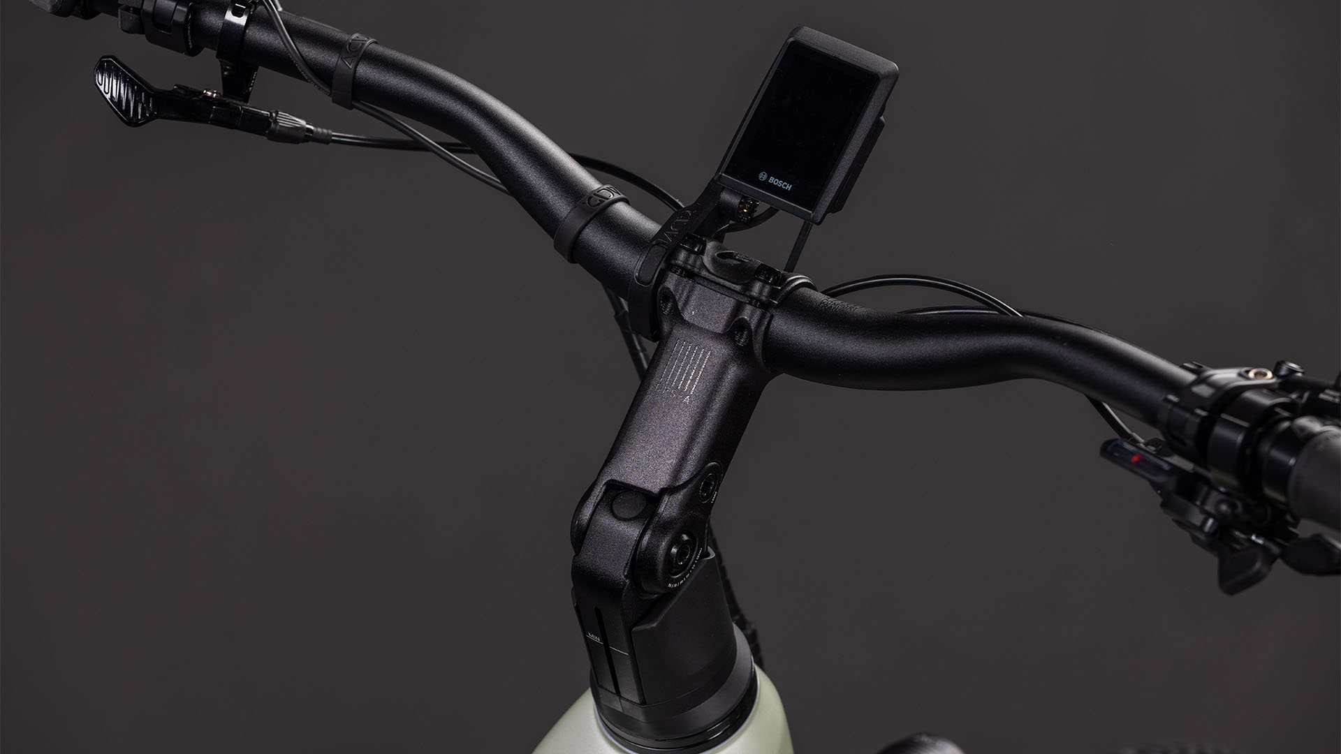 BICICLETA ELECTRICA CUBE NURIDE HYBRID EXC 800 EASY ENTRY LEMONGRASS REFLEX 2026 62cm [2]