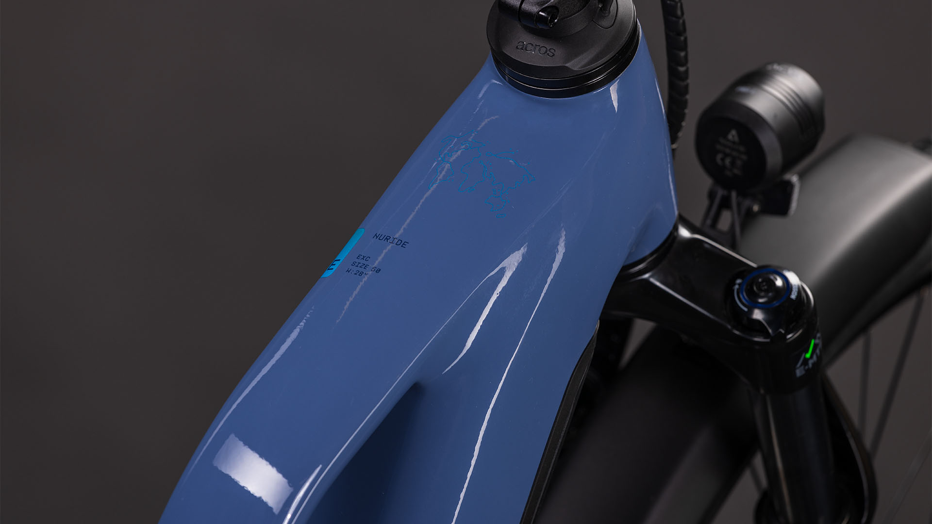 BICICLETA ELECTRICA CUBE NURIDE HYBRID EXC 800 TRAPEZE JEANSBLUE BLUE 2026 50 cm [1]