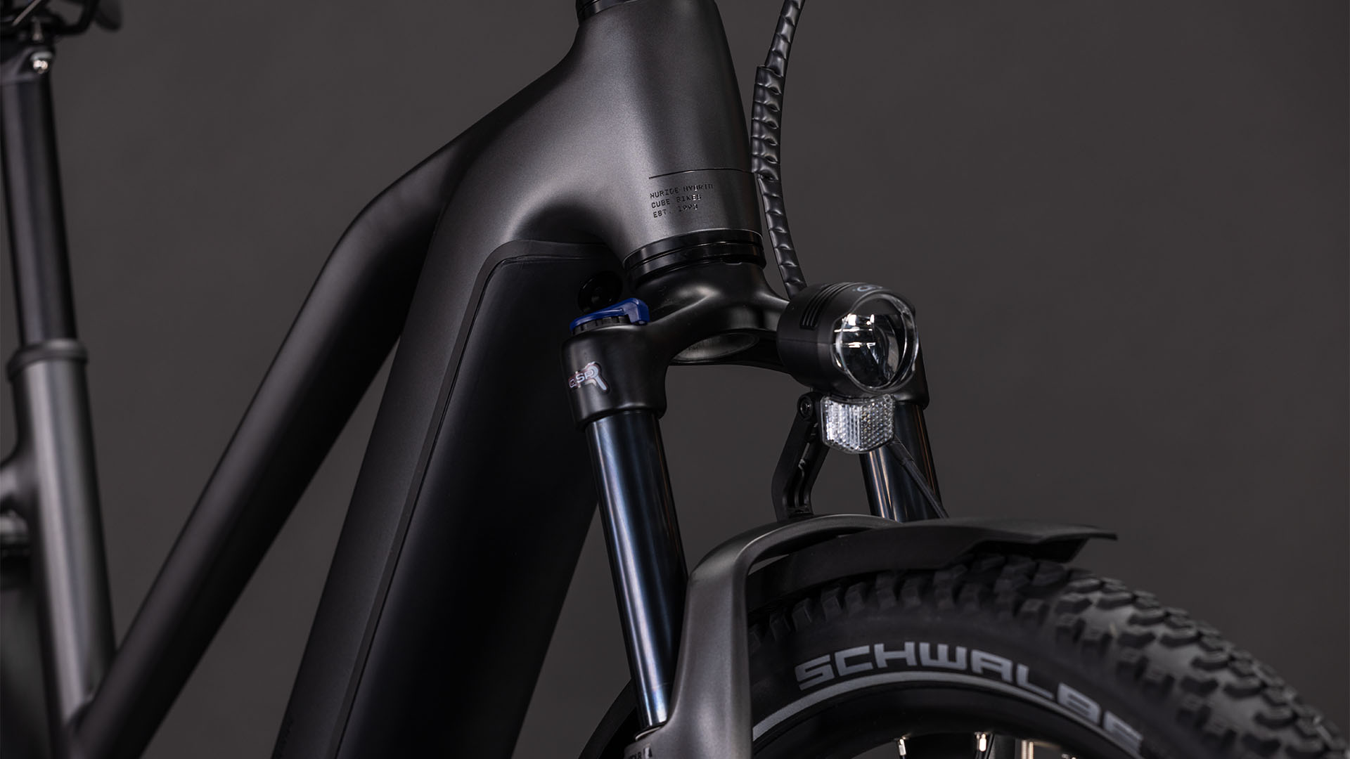 BICICLETA ELECTRICA CUBE NURIDE HYBRID PERFORMANCE 600 TRAPEZE SLABGREY BLACK 2026 58cm [4]