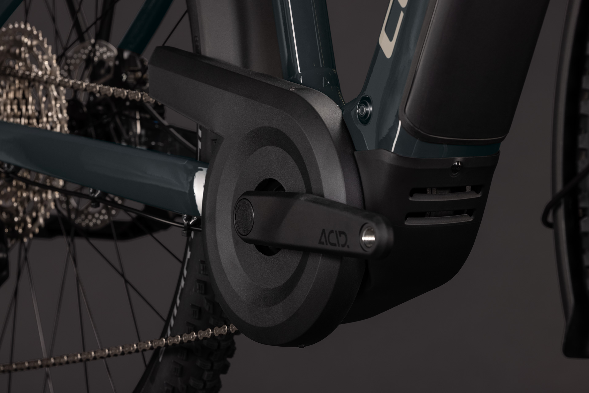 BICICLETA ELECTRICA CUBE NURIDE HYBRID PERFORMANCE 720 TRAPEZE SHADOWGREY GREY 2027 46 cm [4]