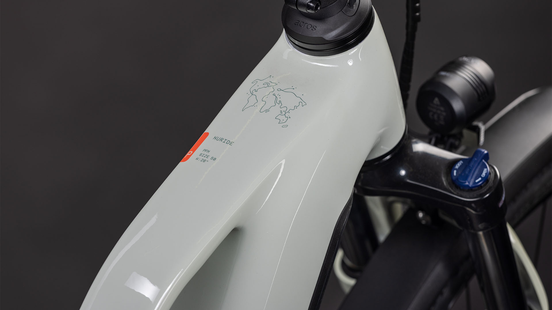 BICICLETA ELECTRICA CUBE NURIDE HYBRID PERFORMANCE 600 TRAPEZE DESERTSTONE GREY 2026 46 cm [1]