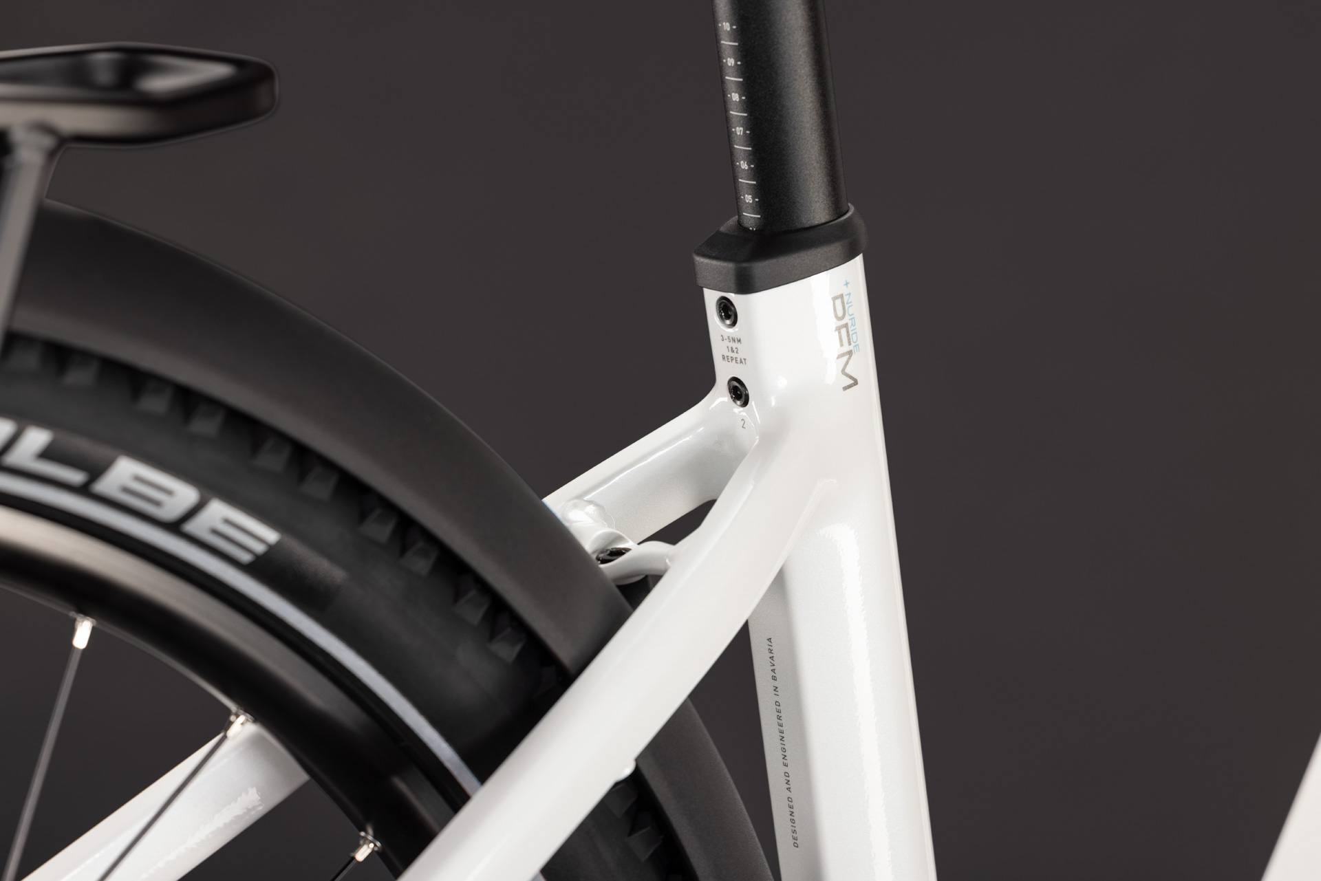 BICICLETA ELECTRICA CUBE NURIDE HYBRID PERFORMANCE 720 EASY ENTRY METALLICWHITE GREY 2027 58 cm [3]