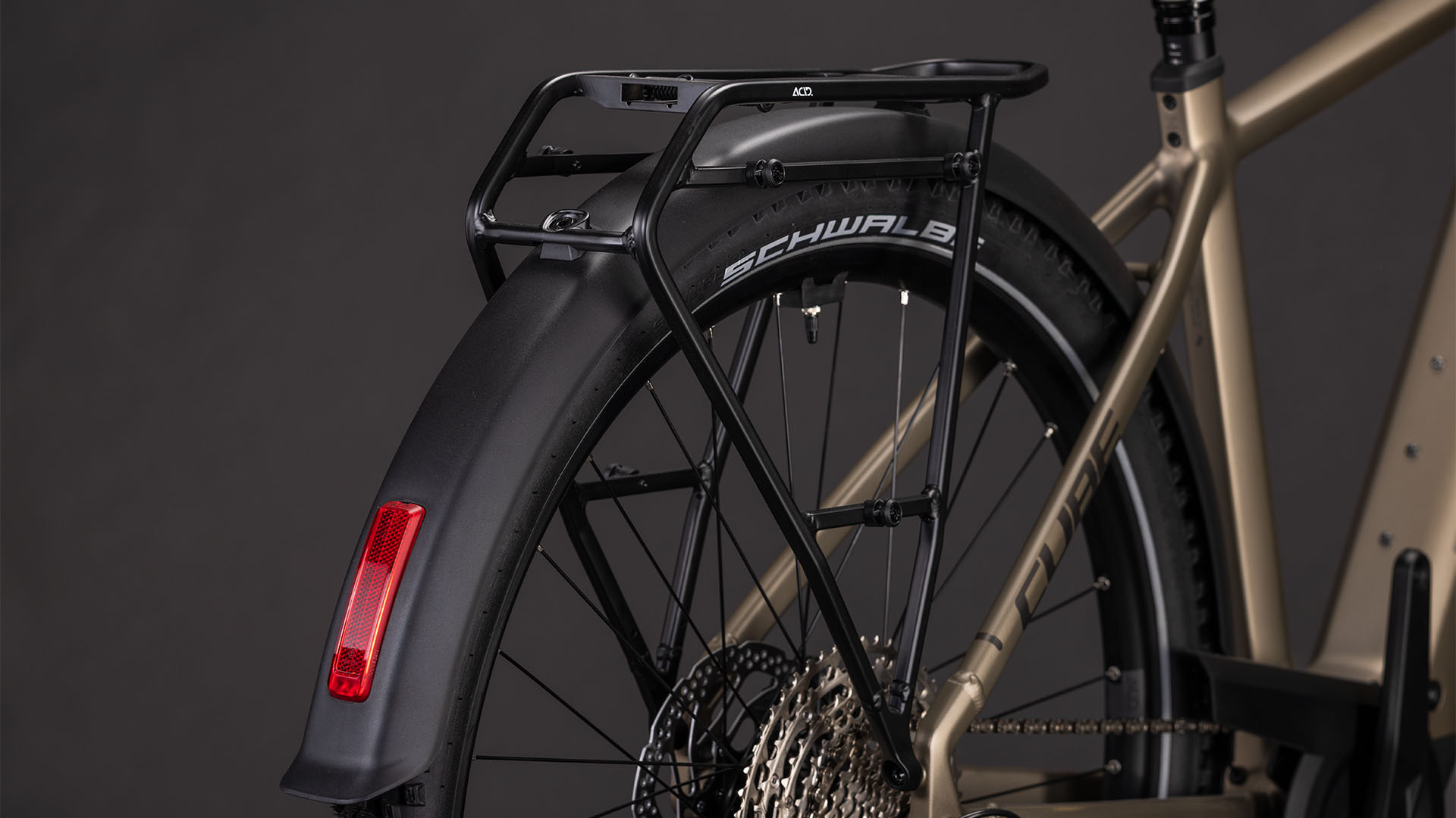 BICICLETA ELECTRICA CUBE NURIDE HYBRID PRO 600 FLASHSTONE CHROME 2026 62 cm [3]