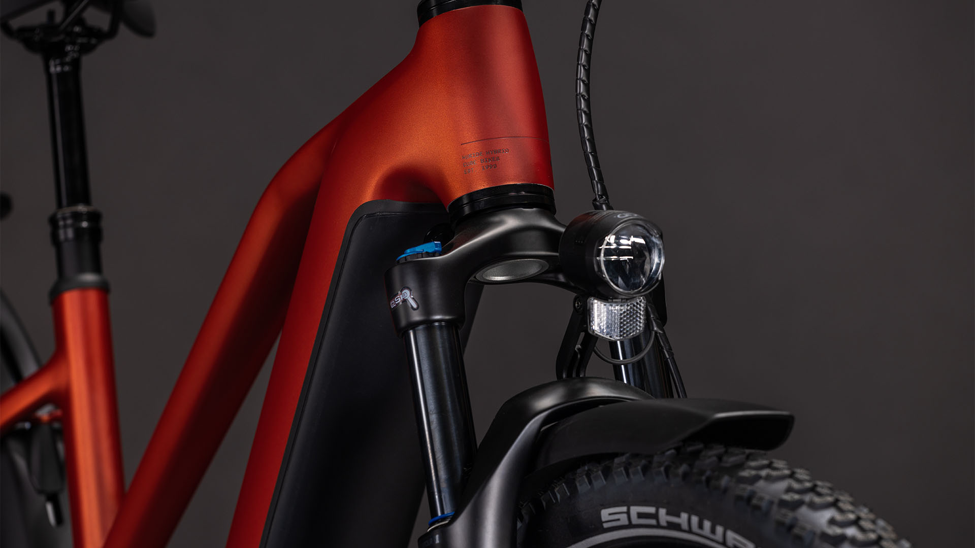 BICICLETA ELECTRICA CUBE NURIDE HYBRID PRO 600 TRAPEZE CHILLI BLACK 2026 58cm [4]