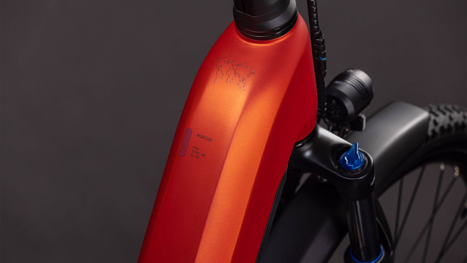 BICICLETA ELECTRICA CUBE NURIDE HYBRID PRO 800 EASY ENTRY CHILLI BLACK 2026 62cm [1]