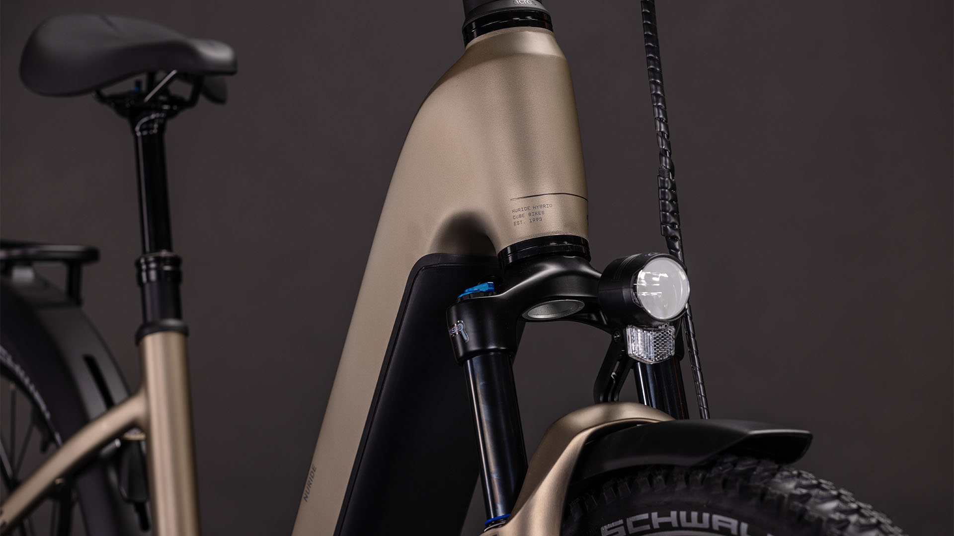 BICICLETA ELECTRICA CUBE NURIDE HYBRID PRO 800 EASY ENTRY FLASHSTONE CHROME 2026 50 cm [4]