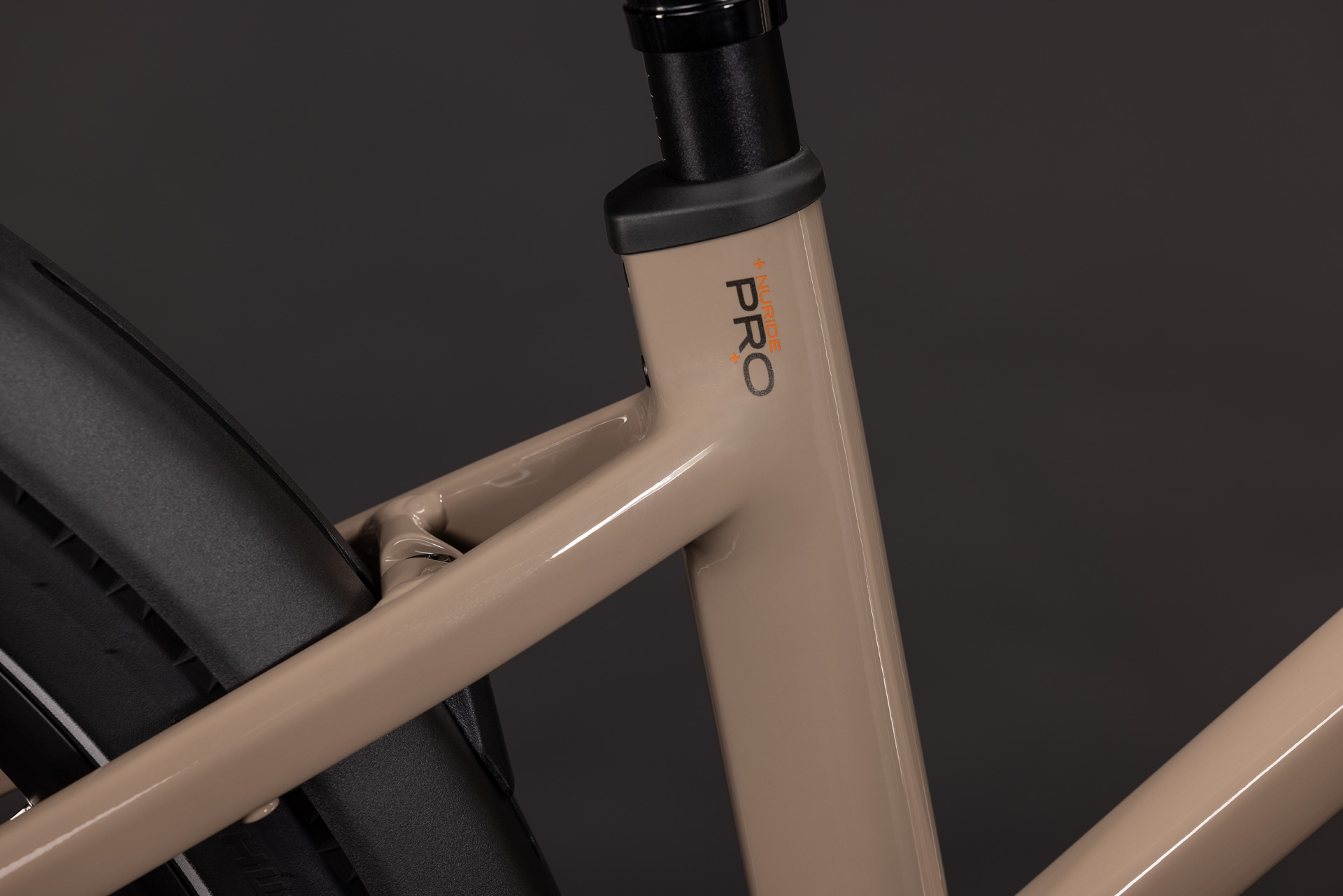 BICICLETA ELECTRICA CUBE NURIDE HYBRID PRO 800 TRAPEZE CAPPUCCINO BLACK 2027 54 cm [3]