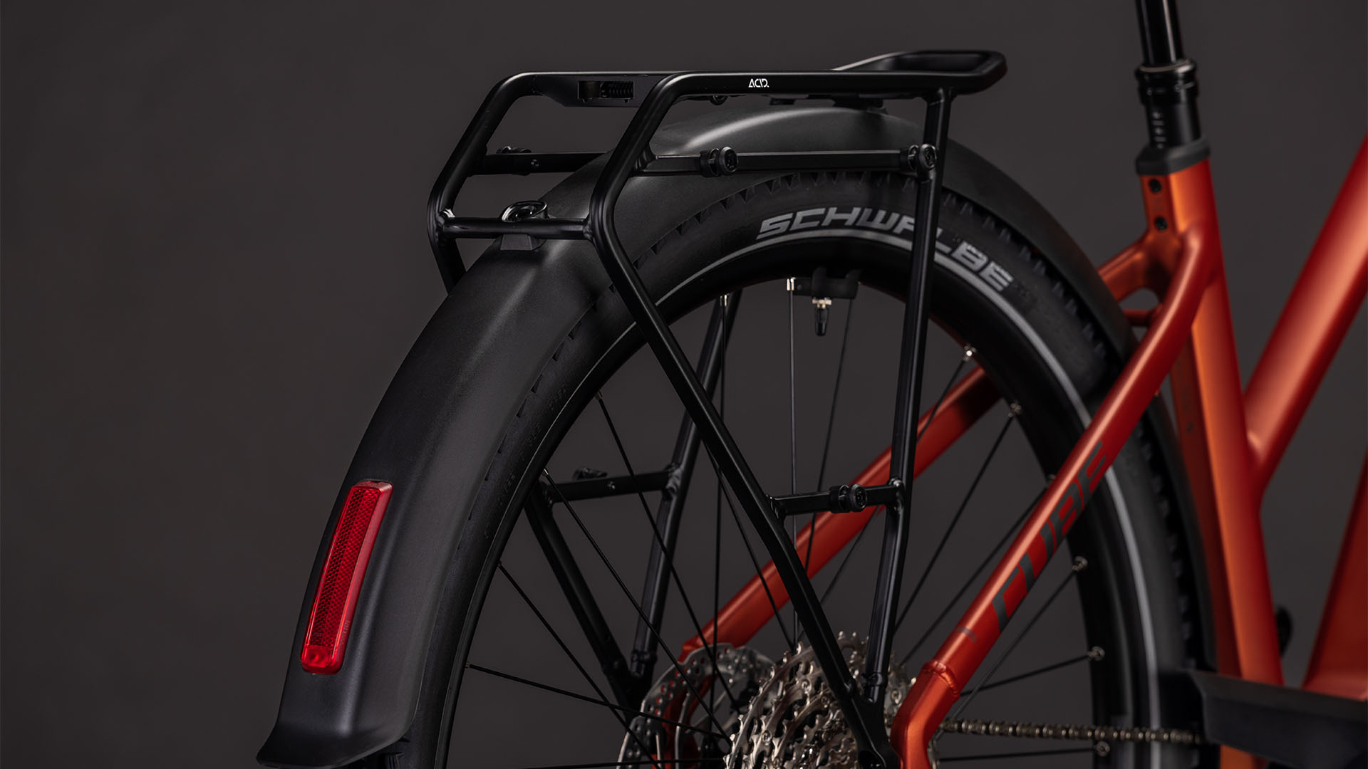 BICICLETA ELECTRICA CUBE NURIDE HYBRID PRO 800 TRAPEZE CHILLI BLACK 2026 50 cm [3]