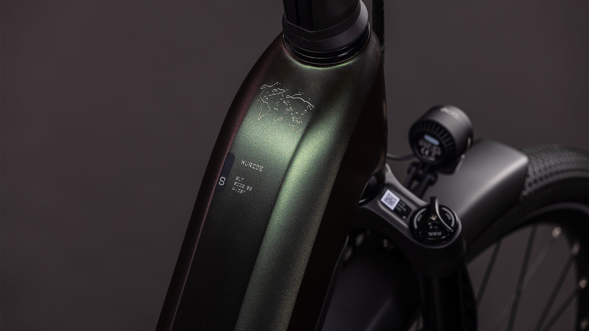 BICICLETA ELECTRICA CUBE NURIDE HYBRID SLT 800 EASY ENTRY STELLAR CHROME 2026 50 cm [1]