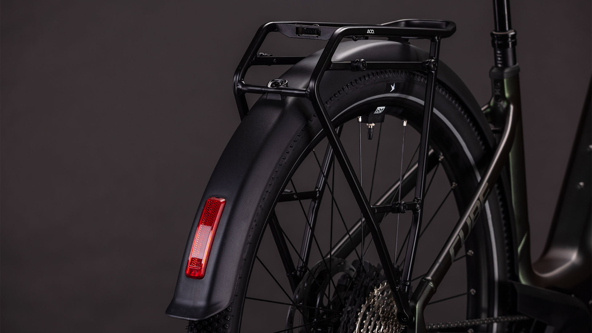 BICICLETA ELECTRICA CUBE NURIDE HYBRID SLT 800 EASY ENTRY STELLAR CHROME 2026 54 cm [3]