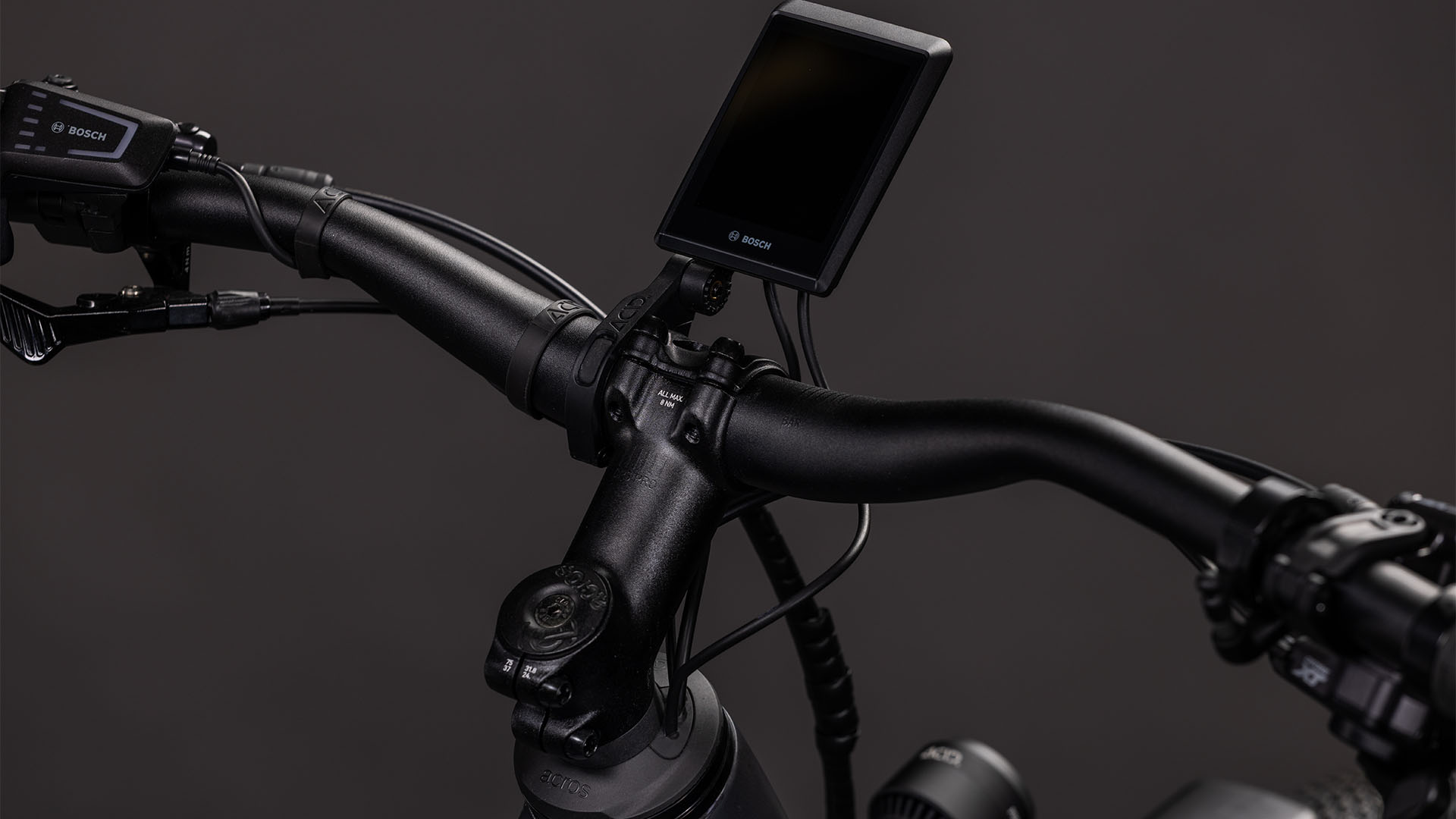 BICICLETA ELECTRICA CUBE NURIDE HYBRID SLX 800 TRAPEZE BLACK GOLD 2026 58cm [2]