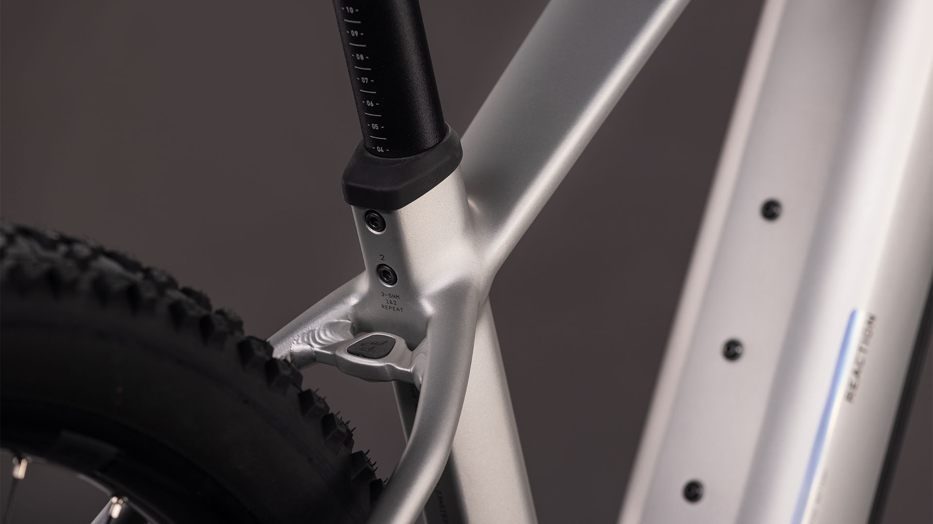 BICICLETA ELECTRICA CUBE REACTION HYBRID ONE 600 SLEEKGREY PRISM 2026 cadru S (16") - roti 27.5 [3]