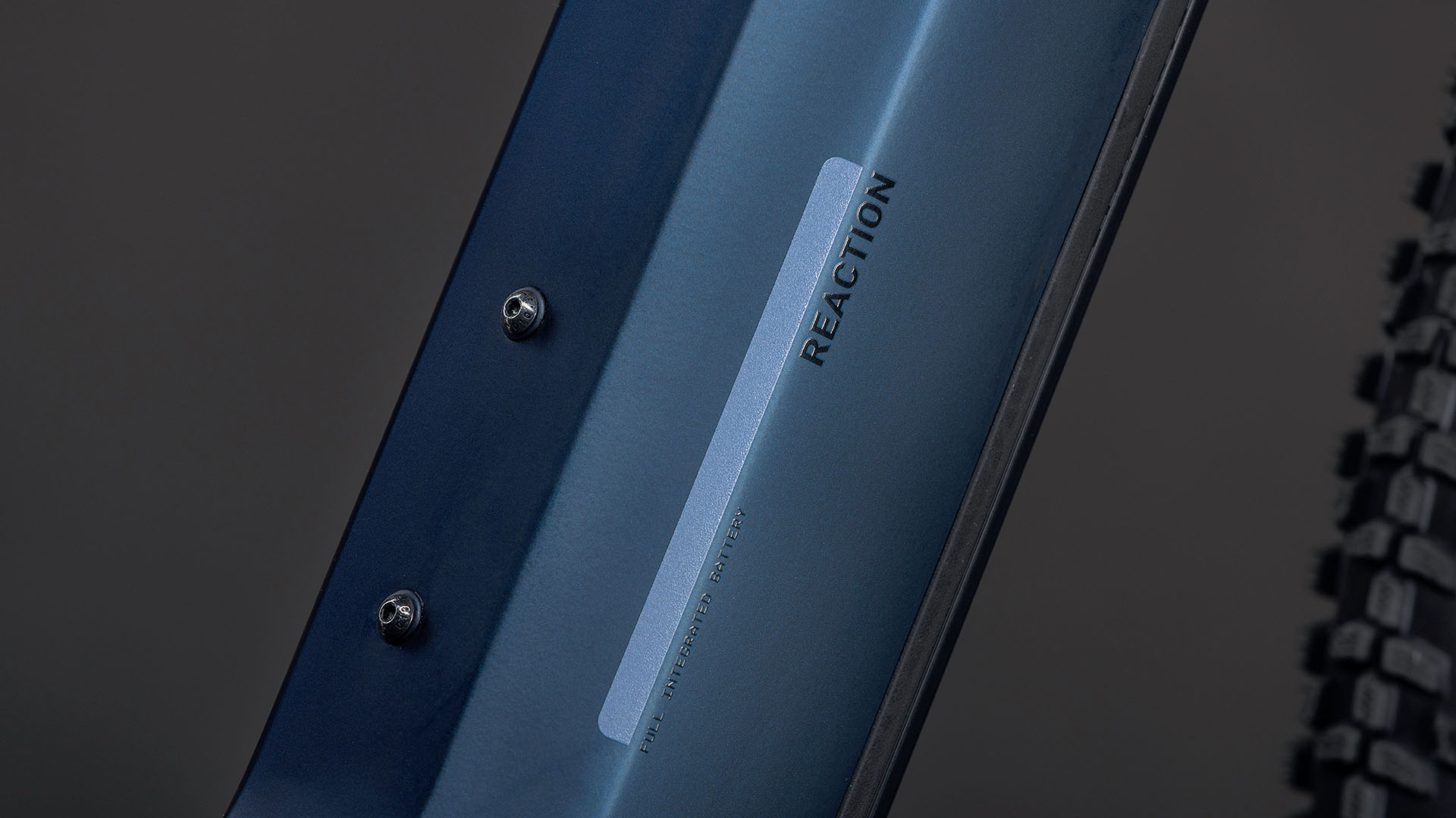 BICICLETA ELECTRICA CUBE REACTION HYBRID PERFORMANCE 600 EASY ENTRY INDIGOBLUE REFLEX 2026 cadru M (18") - roti 29 [2]