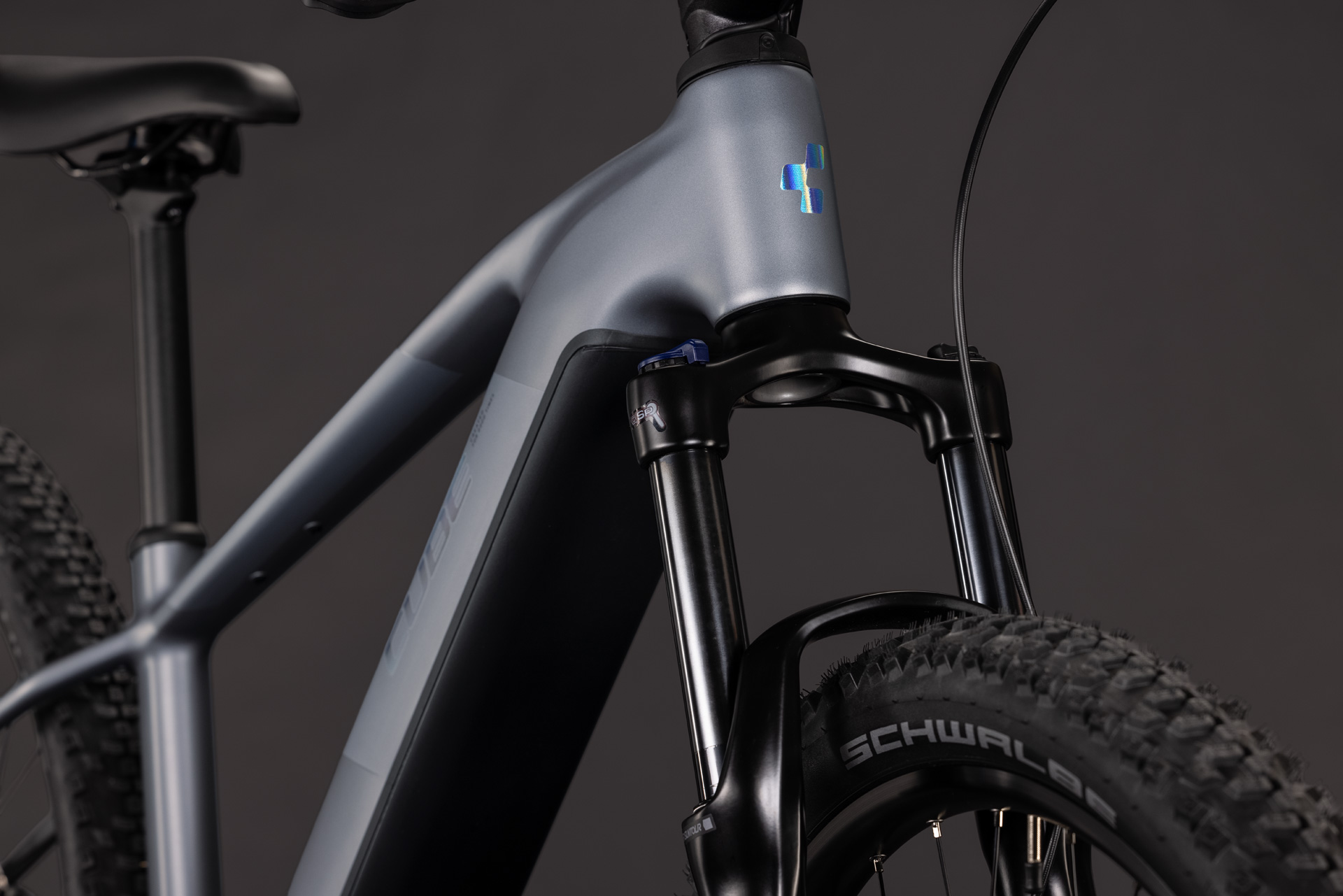 BICICLETA ELECTRICA CUBE REACTION HYBRID PERFORMANCE 720 ASHGREY PRISM 2027 cadru XXL (23") - roti 29 [4]