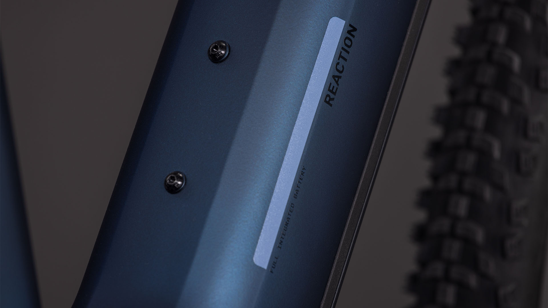 BICICLETA ELECTRICA CUBE REACTION HYBRID PERFORMANCE 600 INDIGOBLUE REFLEX 2026 cadru L (20") - roti 29 [4]